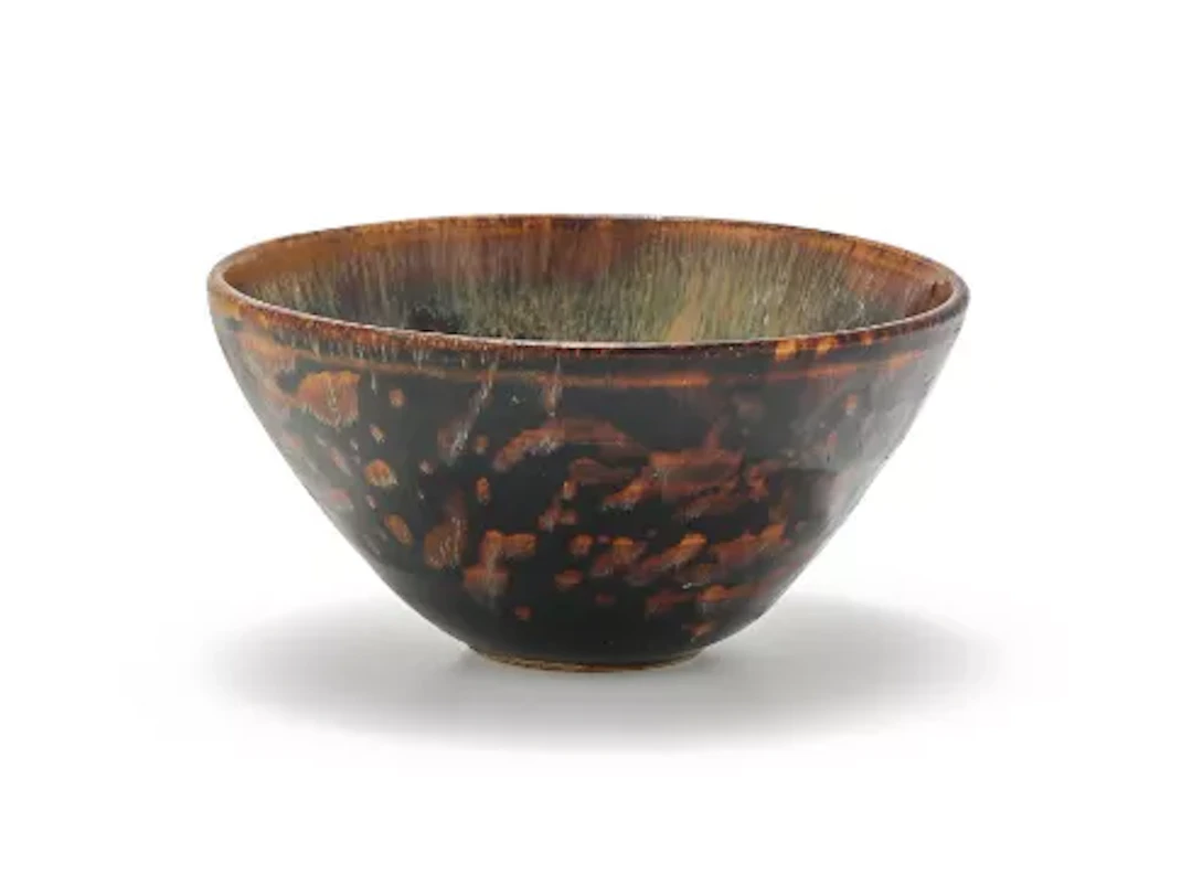 A Chinese Jizhou papercut bowl, Song (960-1279)
