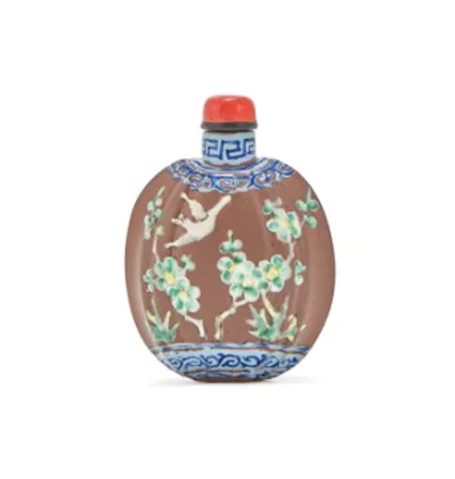 A Chinese Yixing enamelled snuff bottle, 19th century