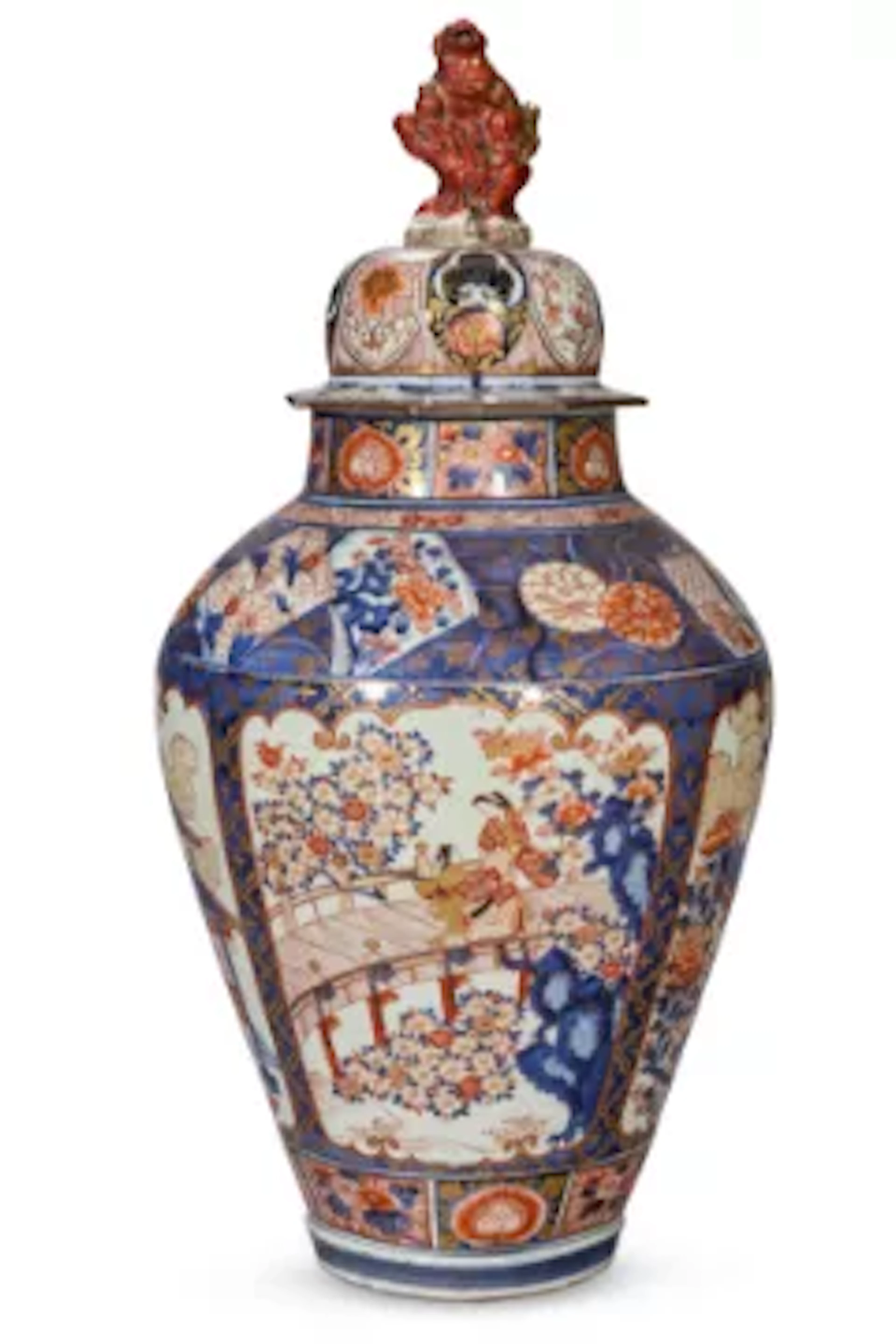 A LARGE JAPANESE ARITA VASE AND A COVER, EDO PERIOD