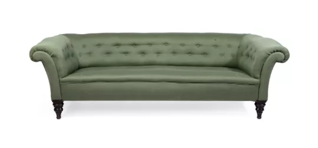 A VICTORIAN CHESTERFIELD SOFA, 19TH CENTURY