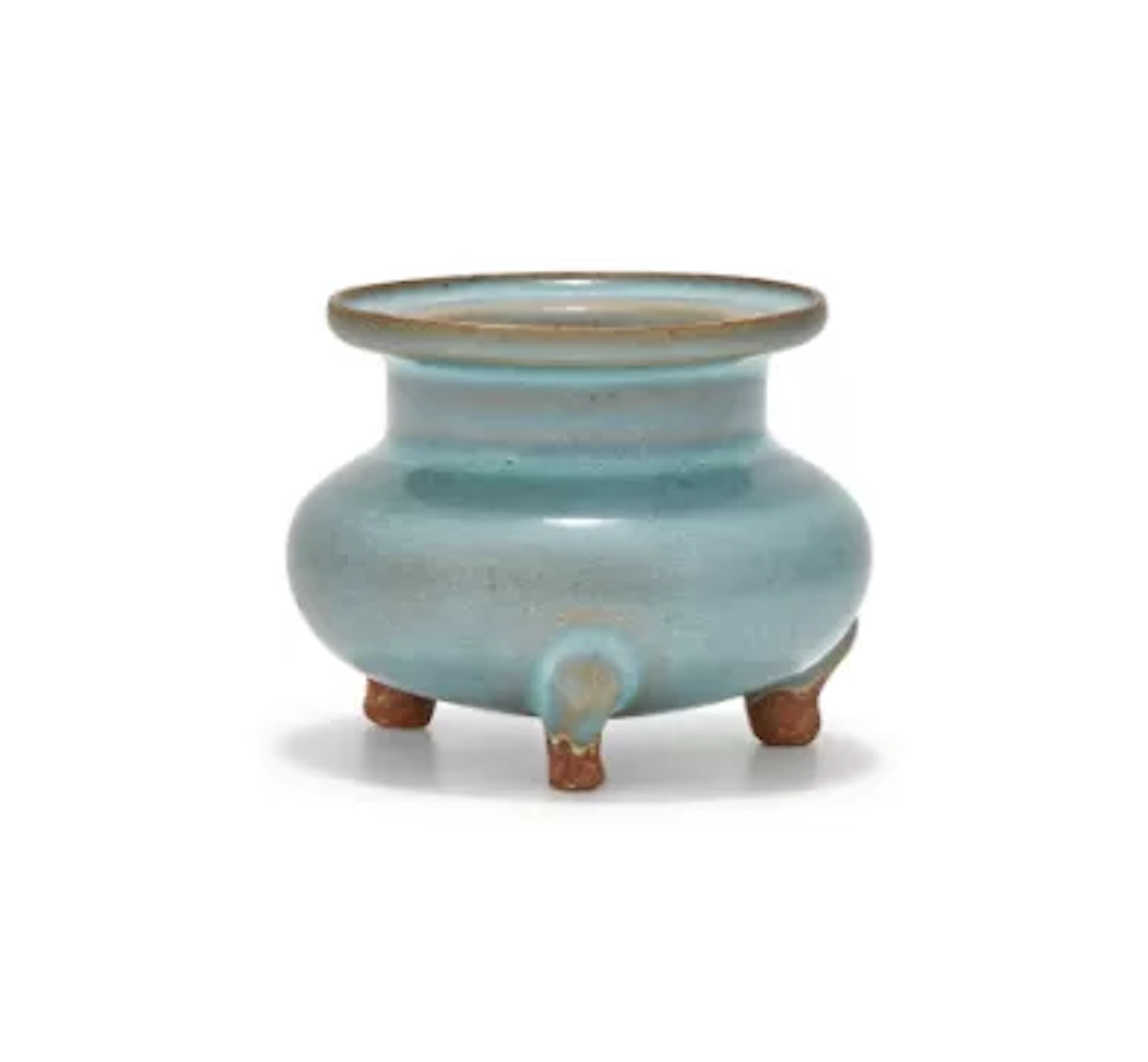 A Chinese Jun-glazed tripod censer, Jin Dynasty (1115-1234)