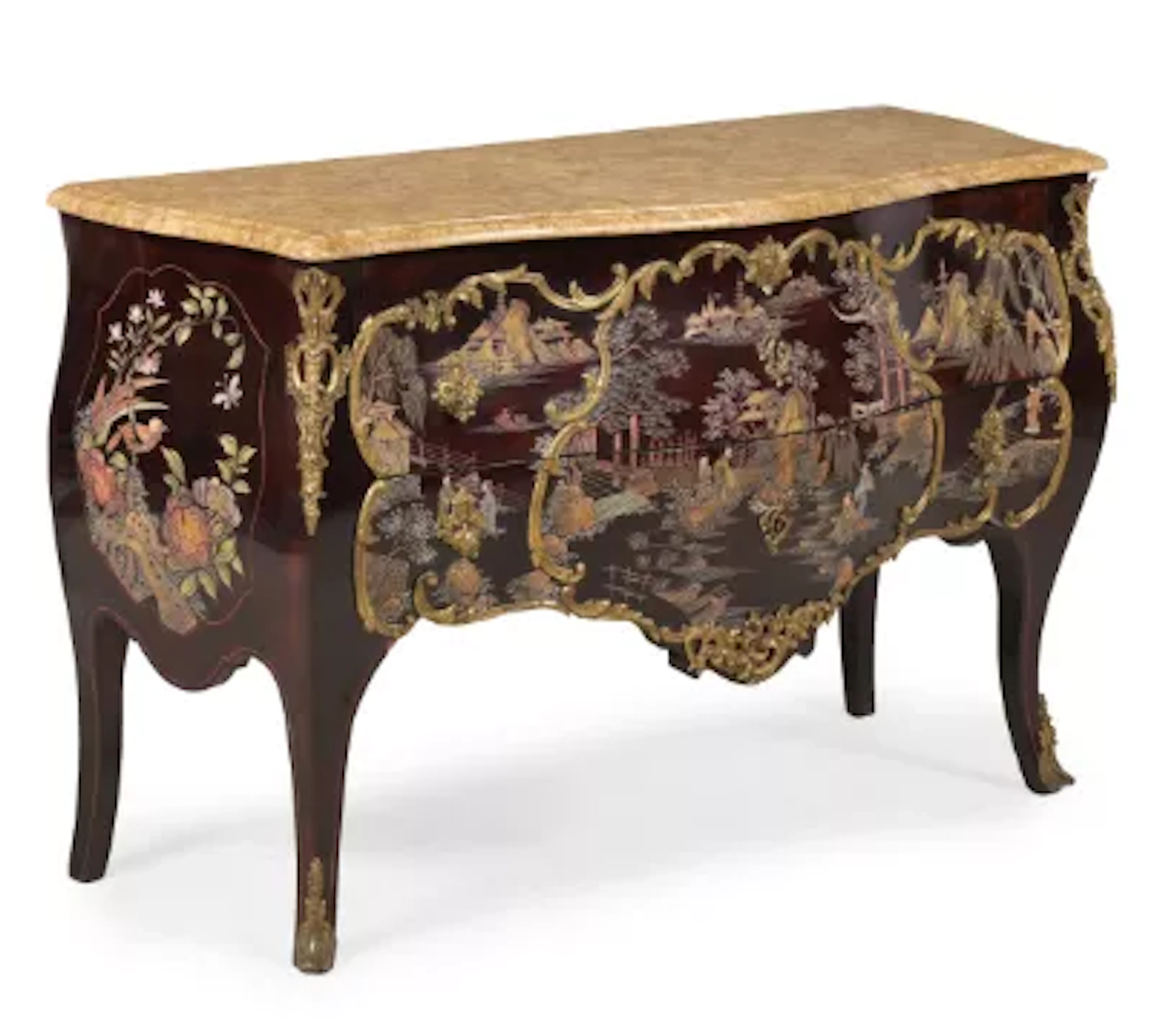 A FRENCH ‘COROMANDEL LACQUER’ AND ORMOLU MOUNTED SERPENTINE COMMODE