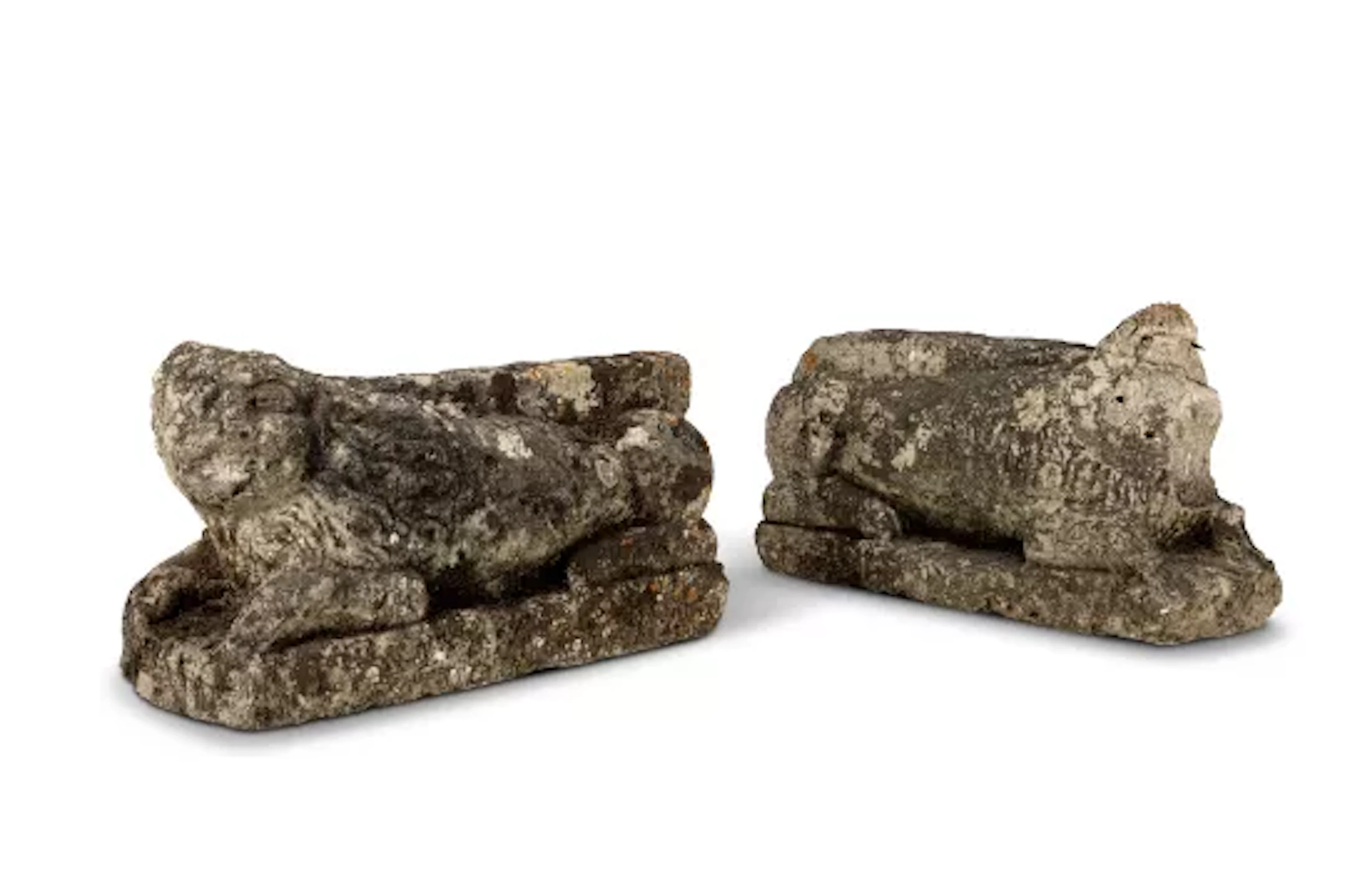 A PAIR OF CARVED LION SUPPORTERS, ITALIAN, 14TH/15TH CENTURY