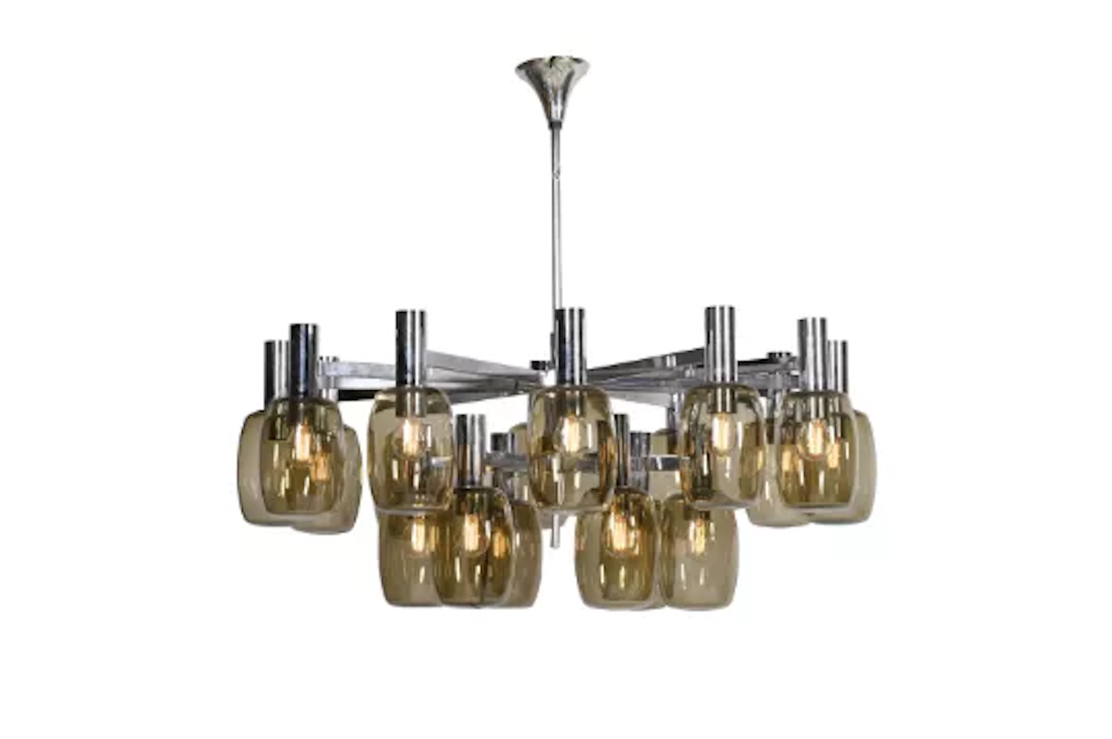 AN ITALIAN CHANDELIER, SECOND HALF 20TH CENTURY
