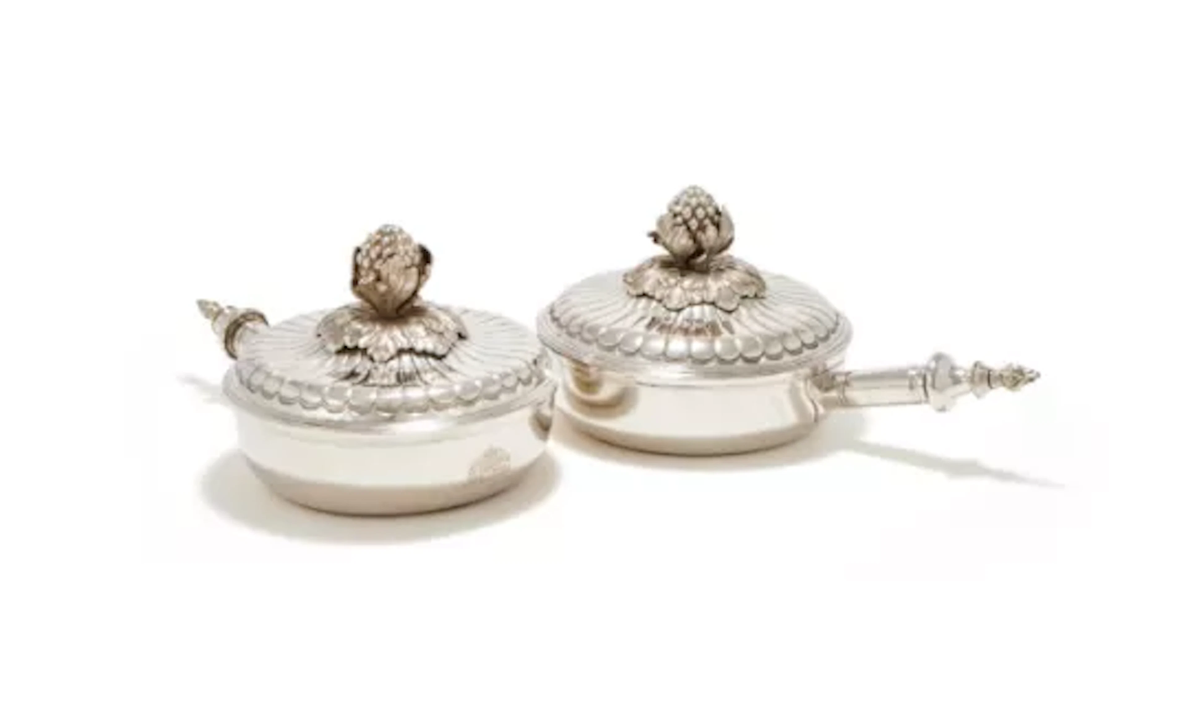 A PAIR OF 19TH CENTURY DUTCH SILVER SERVING PANS, APPARENT MARKS FOR