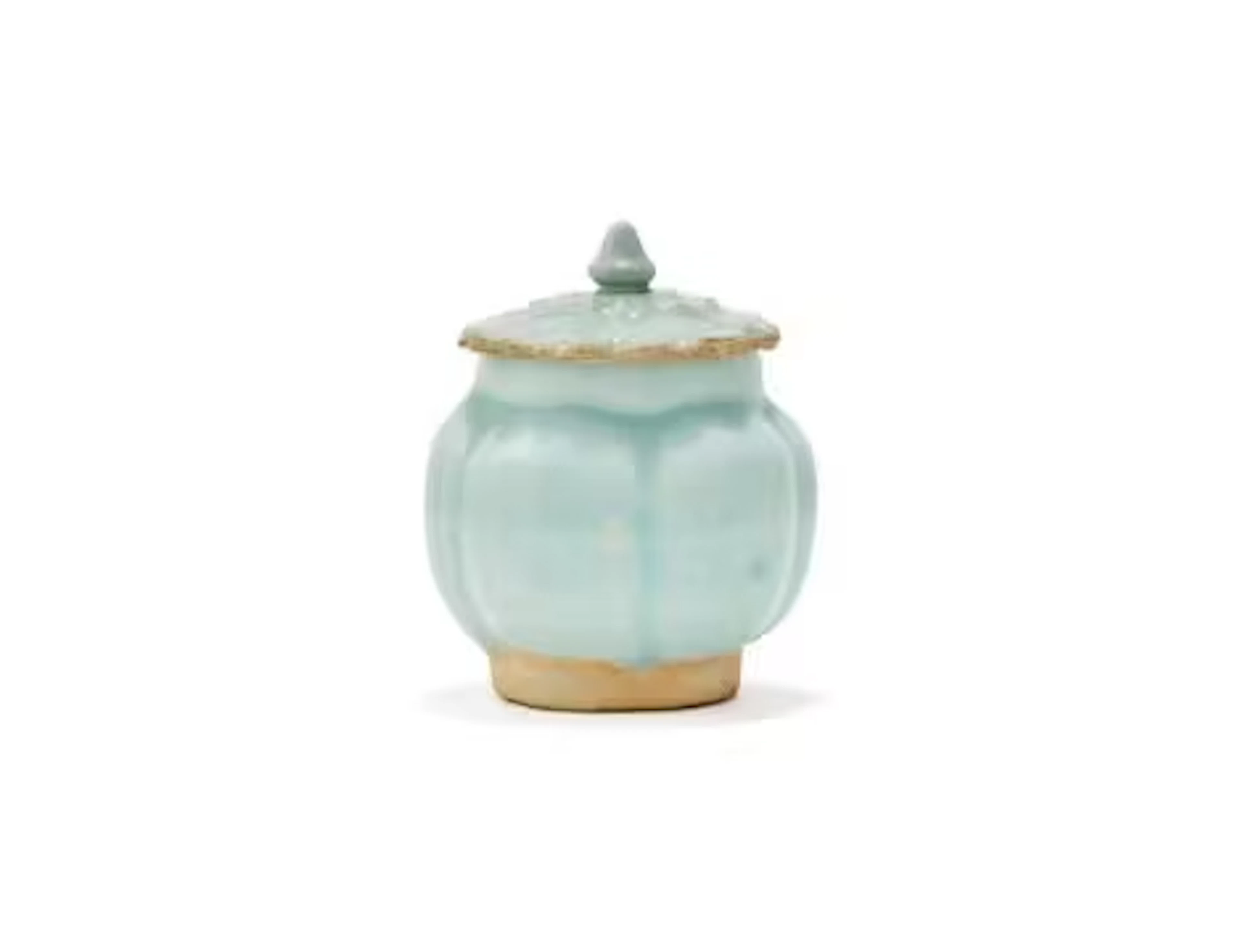 A small Qingbai jar and a cover