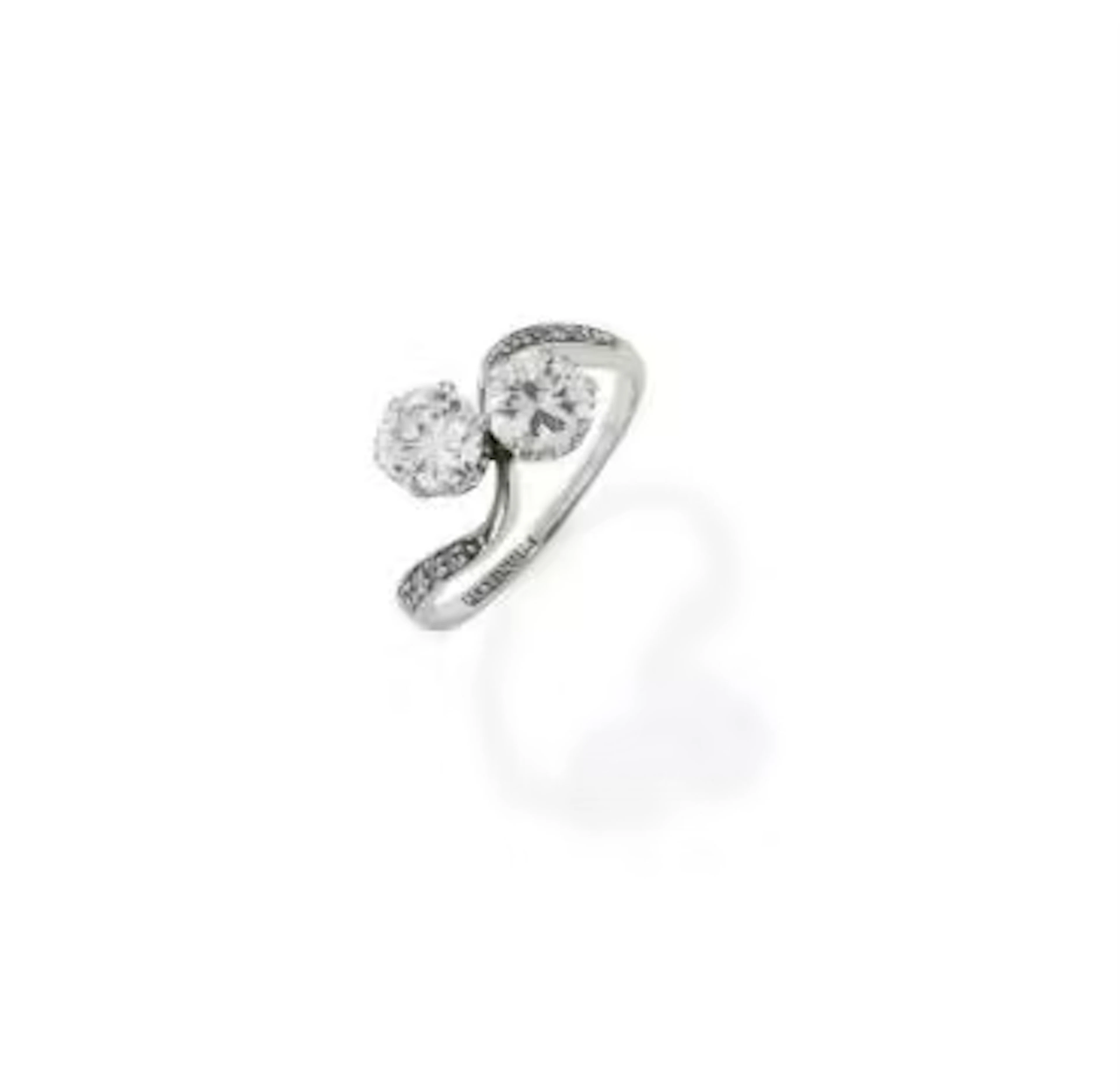 A DIAMOND TOI ET MOI RING