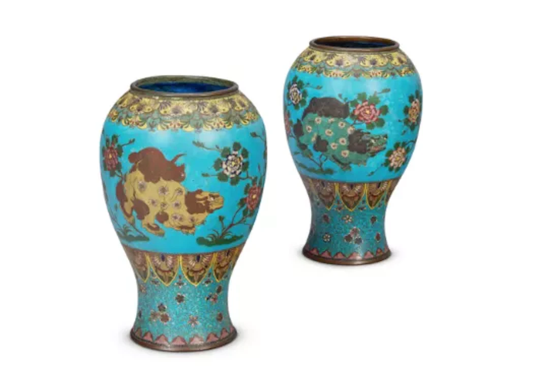 A PAIR OF JAPANESE CLOISONNE ENAMEL VASES