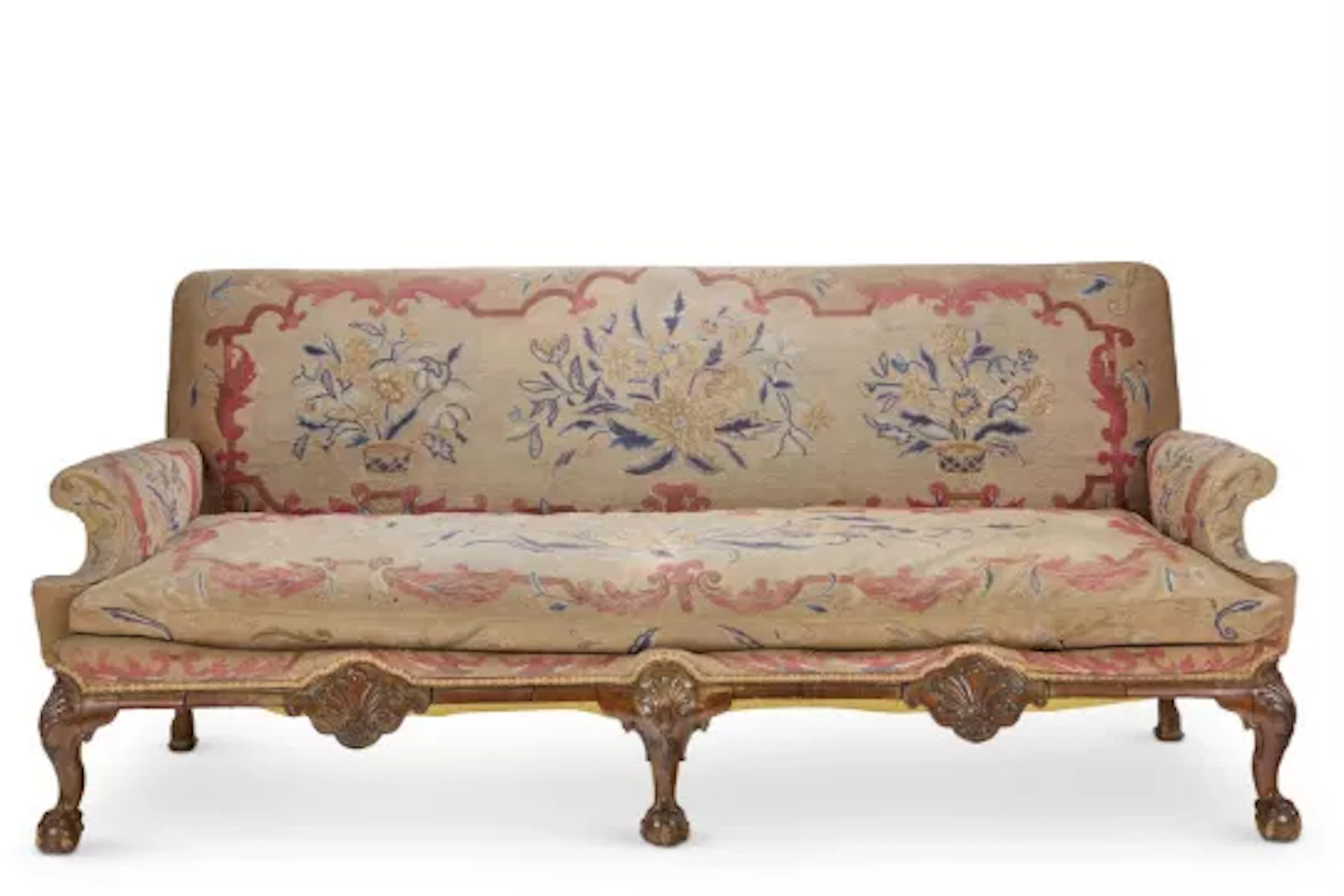 A GEORGE II STYLE WALNUT AND NEEDLEWORK SETTEE, EARLY 20TH CENTURY