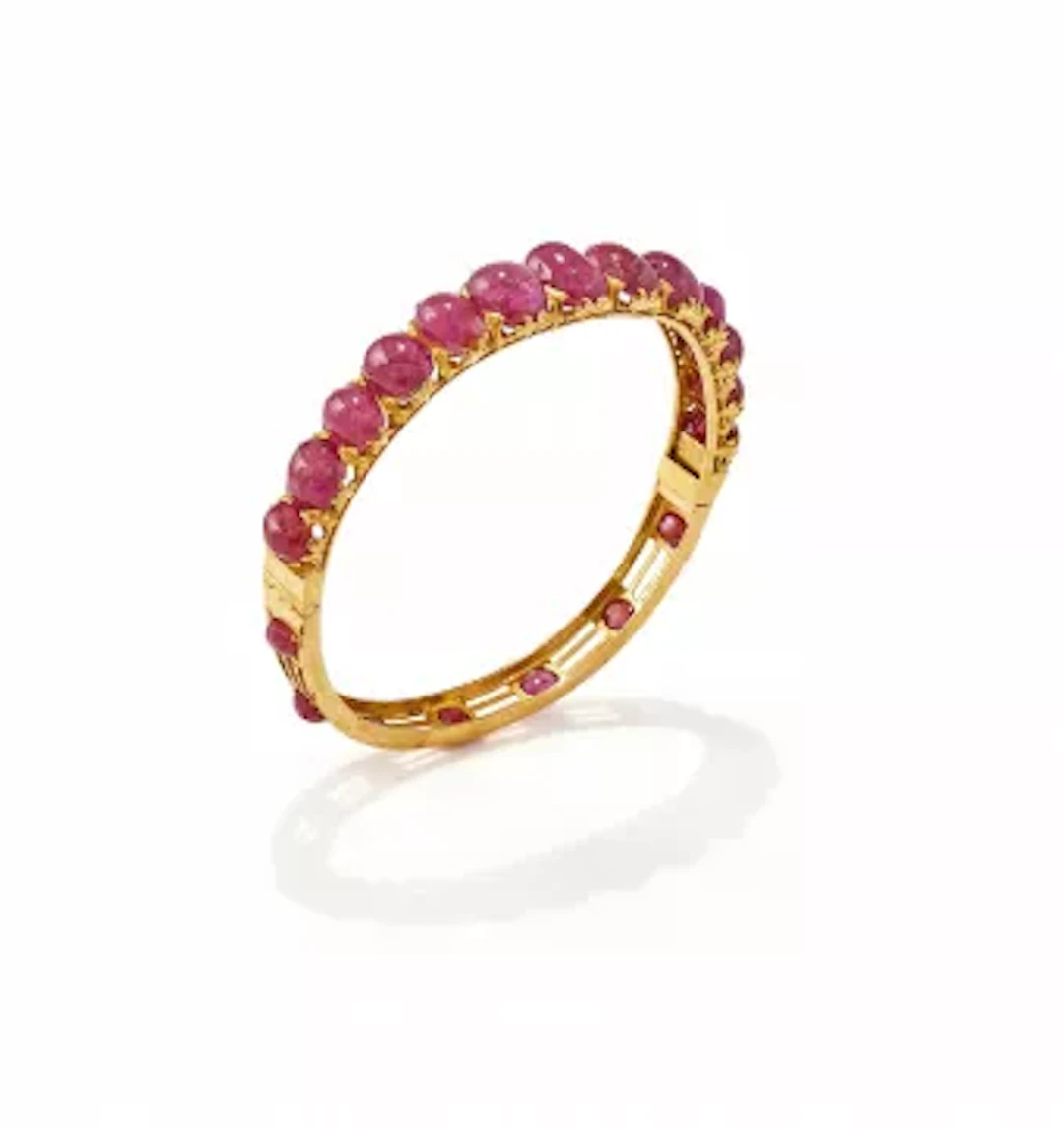 A RUBY BANGLE