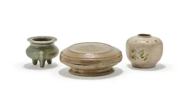 A Chinese celadon glazed Yaozhou box and cover, Song dynasty, 11th-12th century