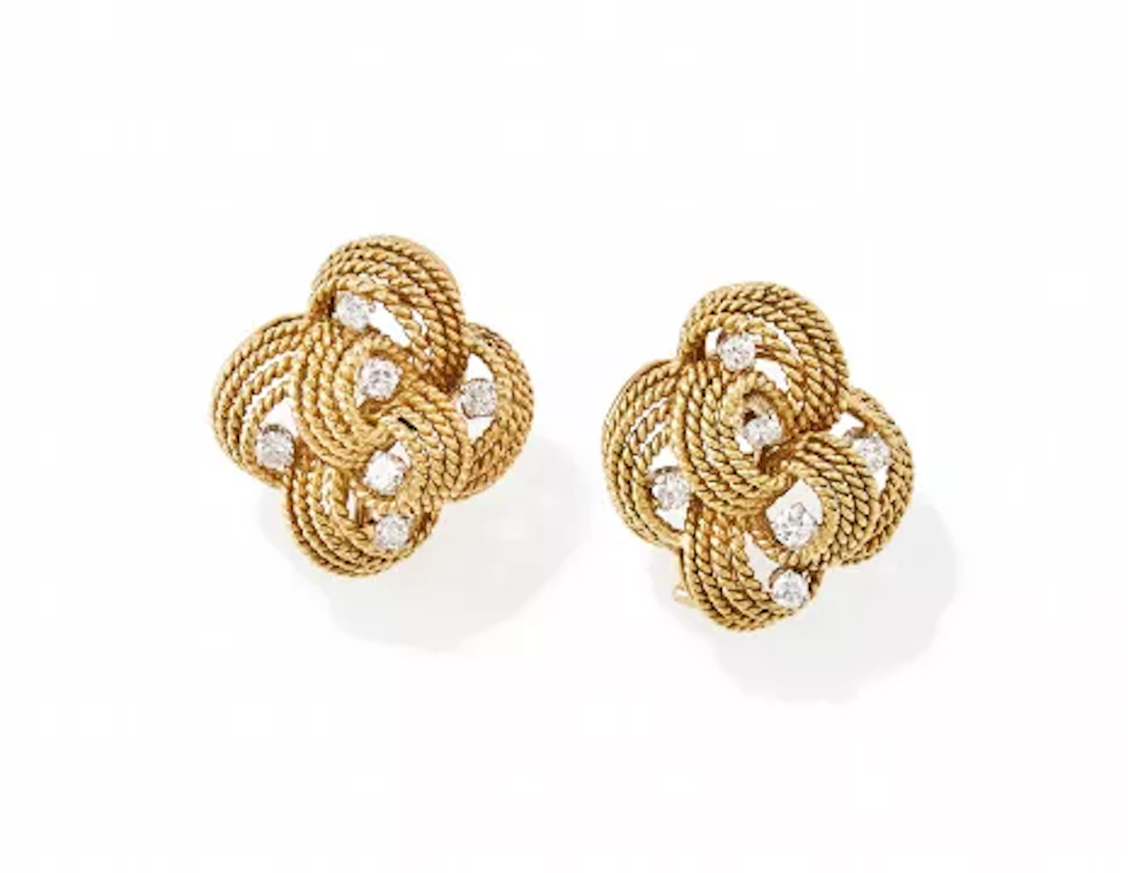 HANS GEORG MAUTNER, A PAIR OF DIAMOND SET EARRINGS, LONDON 1968