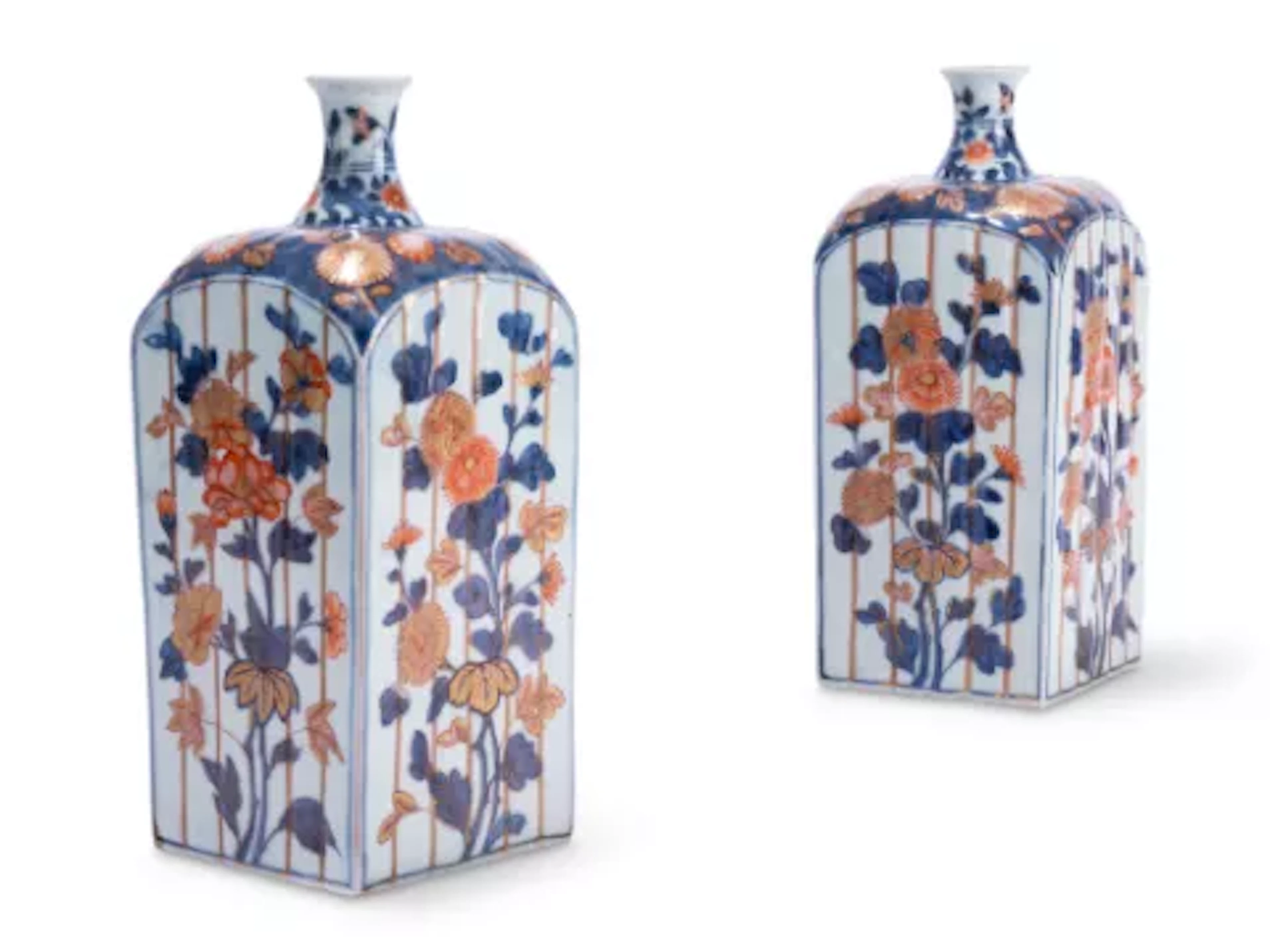 A PAIR OF JAPANESE PORCELAIN SAKI BOTTLES, EDO PERIOD, LATE 17TH CENTURY