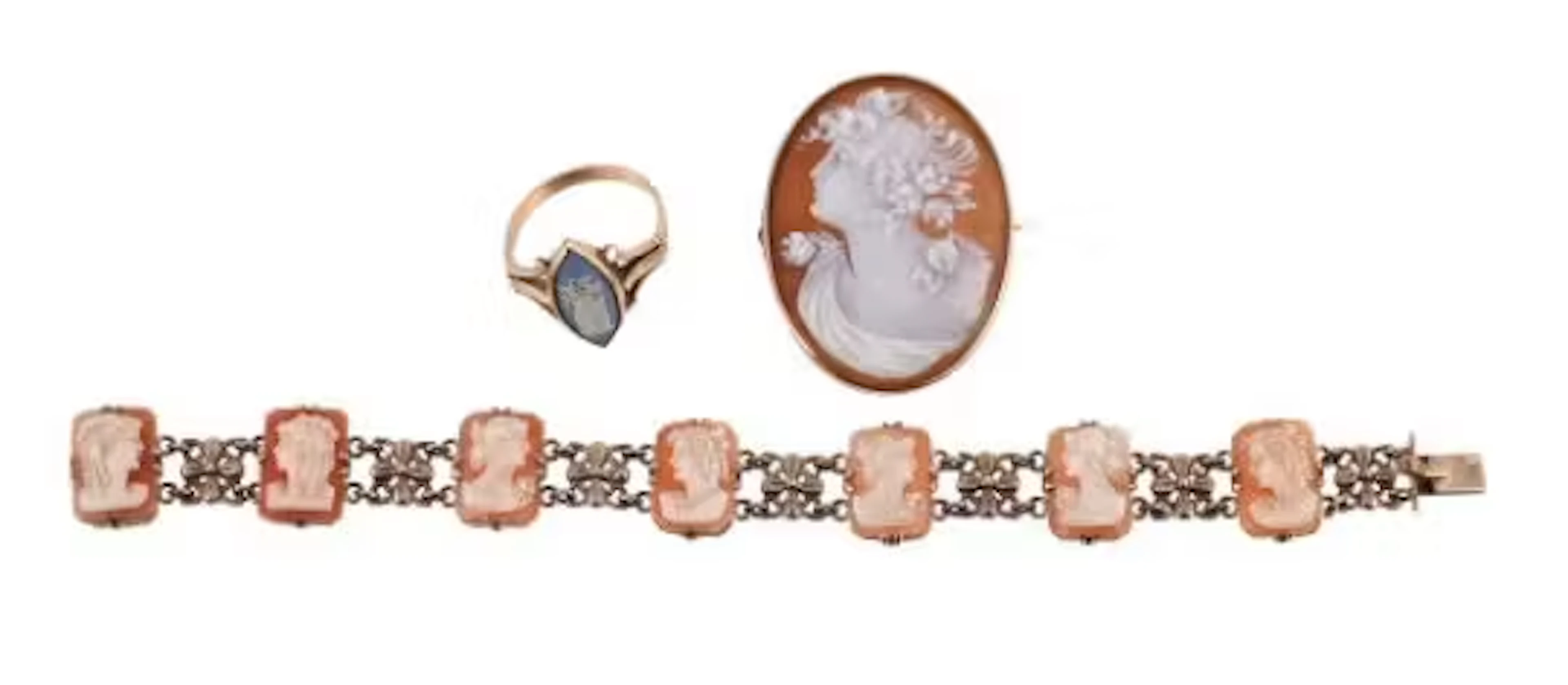 A SMALL COLLECTION OF CAMEO JEWELLERY