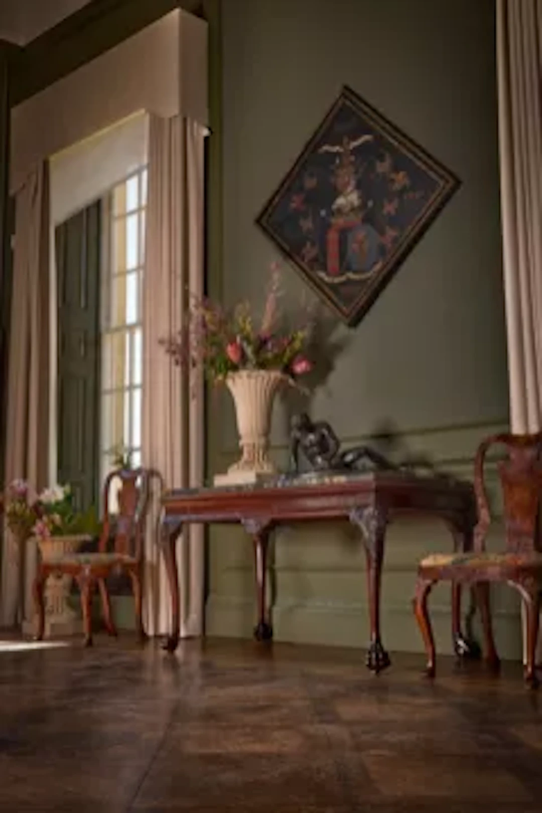 A GEORGE II MAHOGANY CENTRE OR CONSOLE TABLE, IRISH, MID 18TH CENTURY