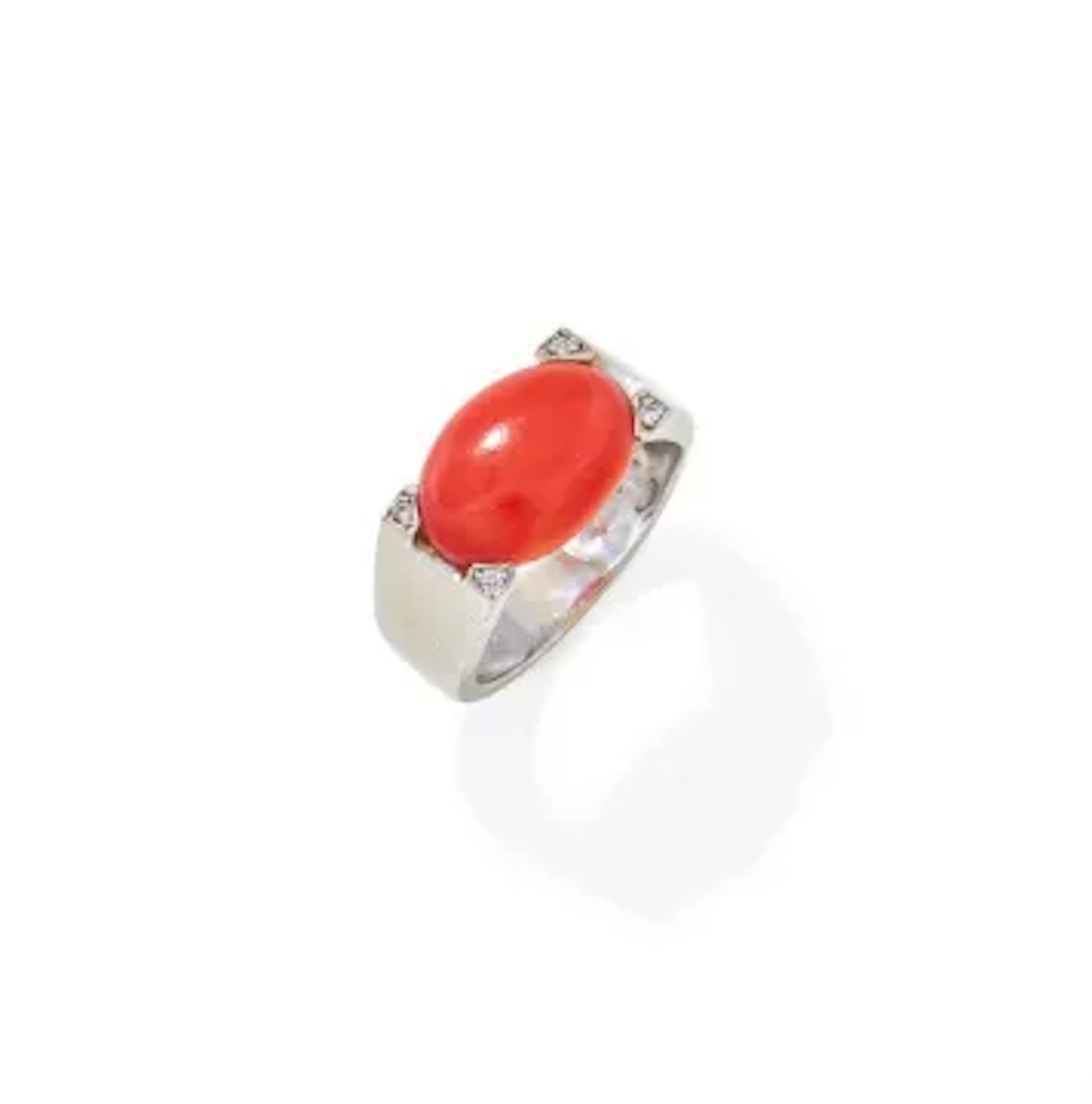 Y AN ITALIAN CORAL AND DIAMOND RING