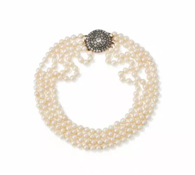 A, CULTURED PEARL NECKLACE WITH AN EARLY 19TH CENTURY DIAMOND CLASP