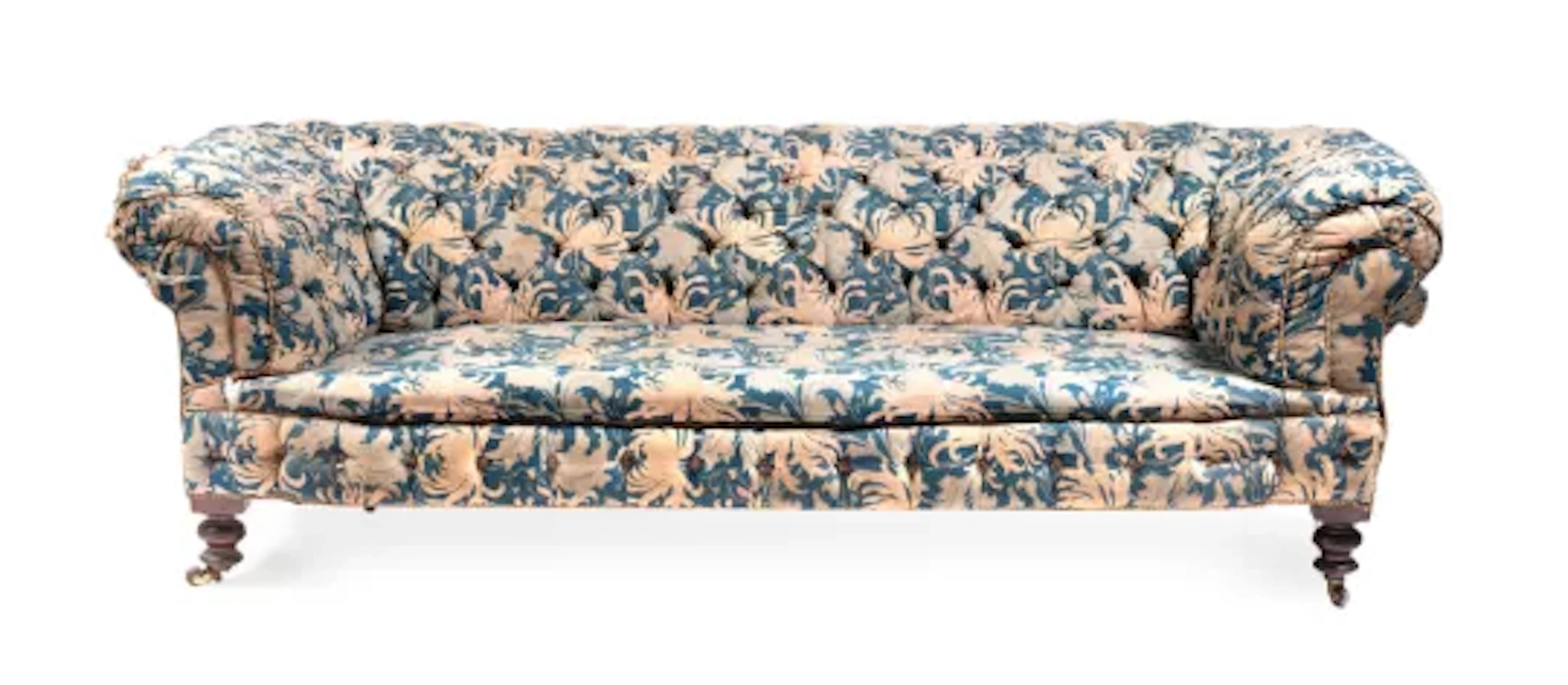 A VICTORIAN UPHOLSTERED CHESTERFIELD SOFA, 19TH CENTURY