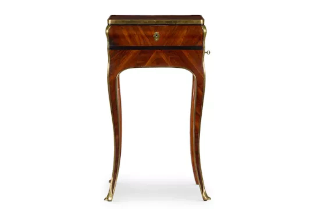 Y A LOUIS XVI BRASS MOUNTED KINGWOOD DRESSING TABLE, POSSIBLY GERMAN