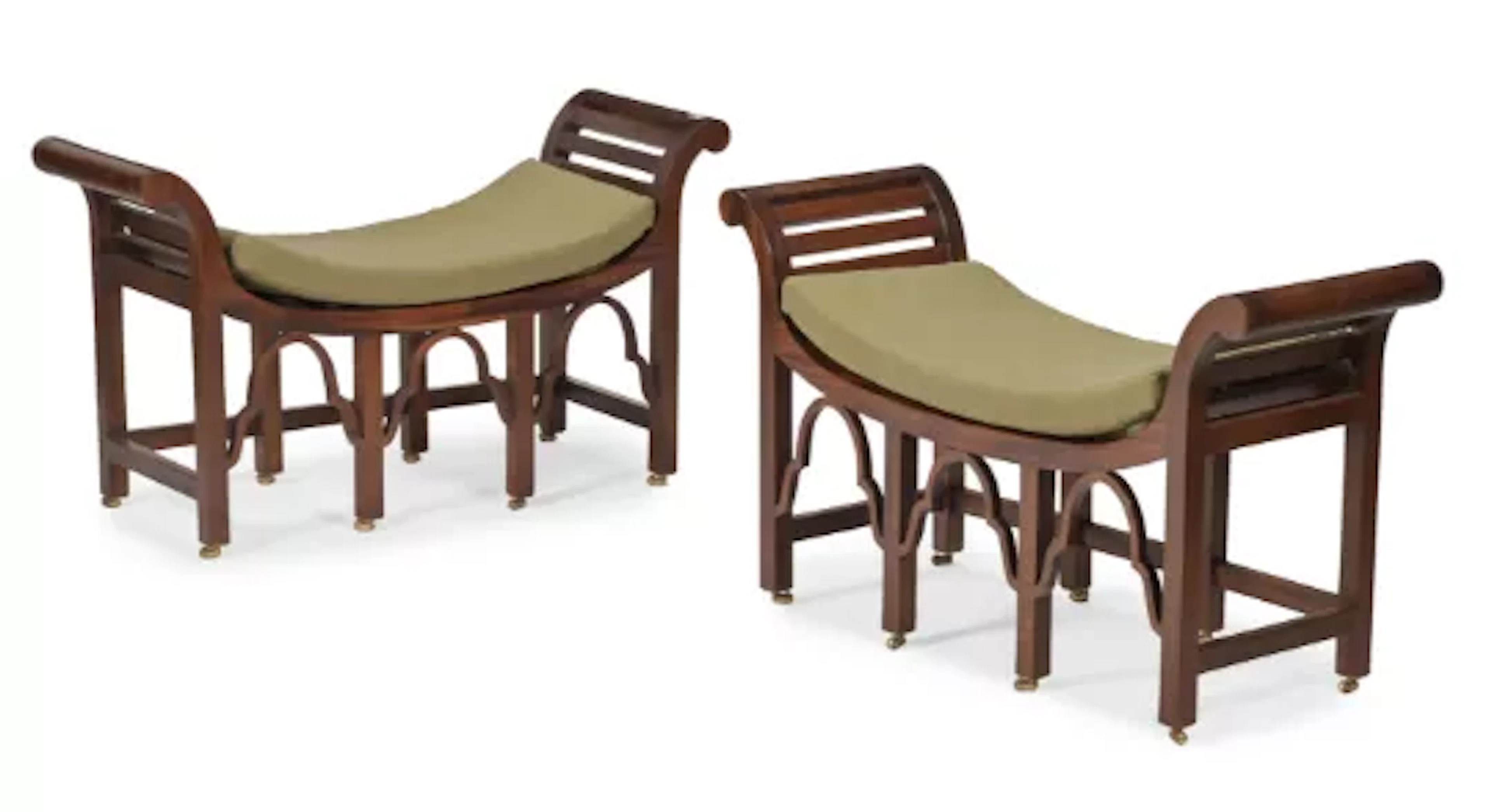 A PAIR OF MAHOGANY STOOLS OR WINDOW SEATS, IN GEORGE III STYLE, CONTEMPORARY