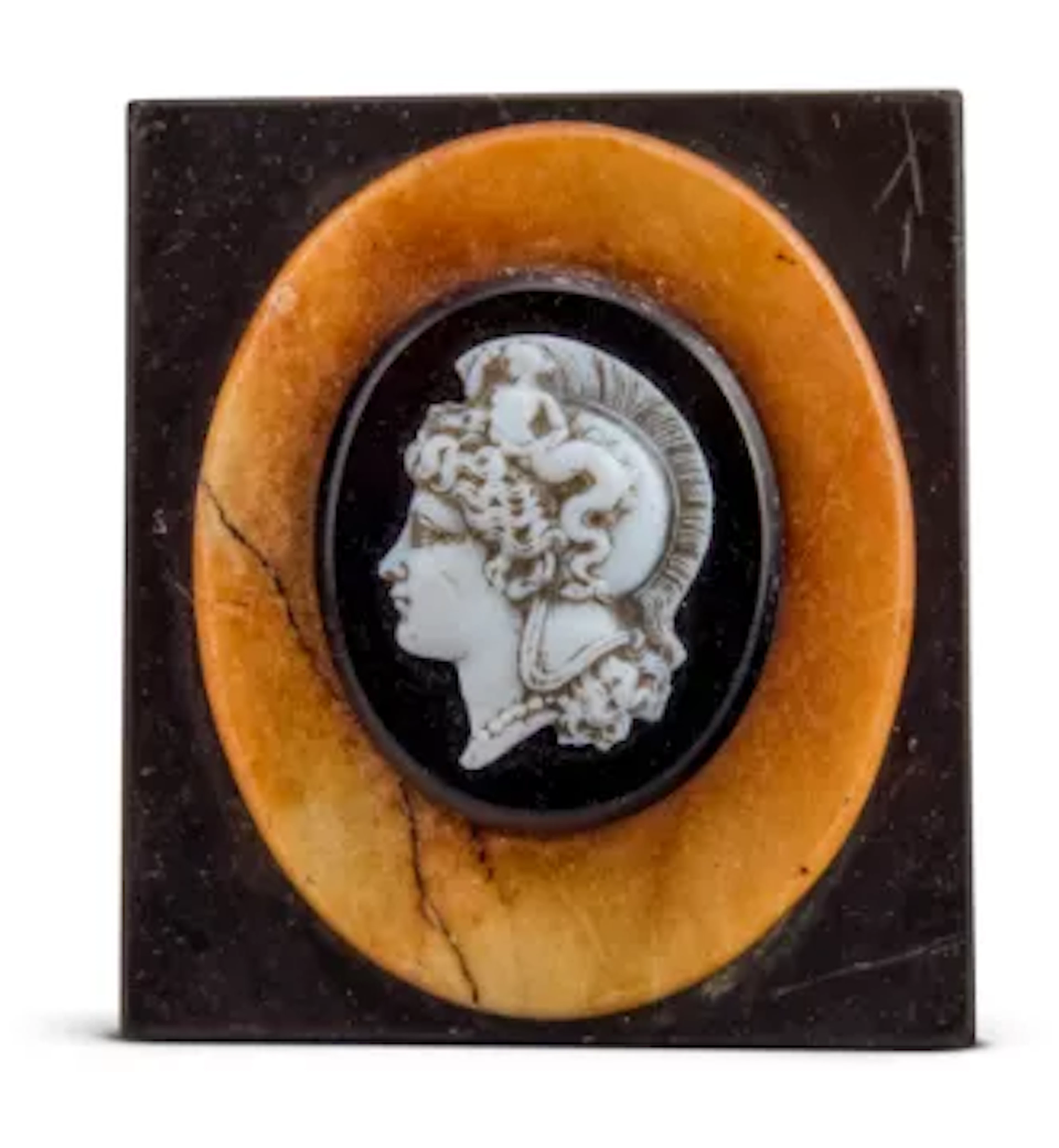A GRAND TOUR STYLE MARBLE CAMEO PAPERWEIGHT, EARLY 20TH CENTURY