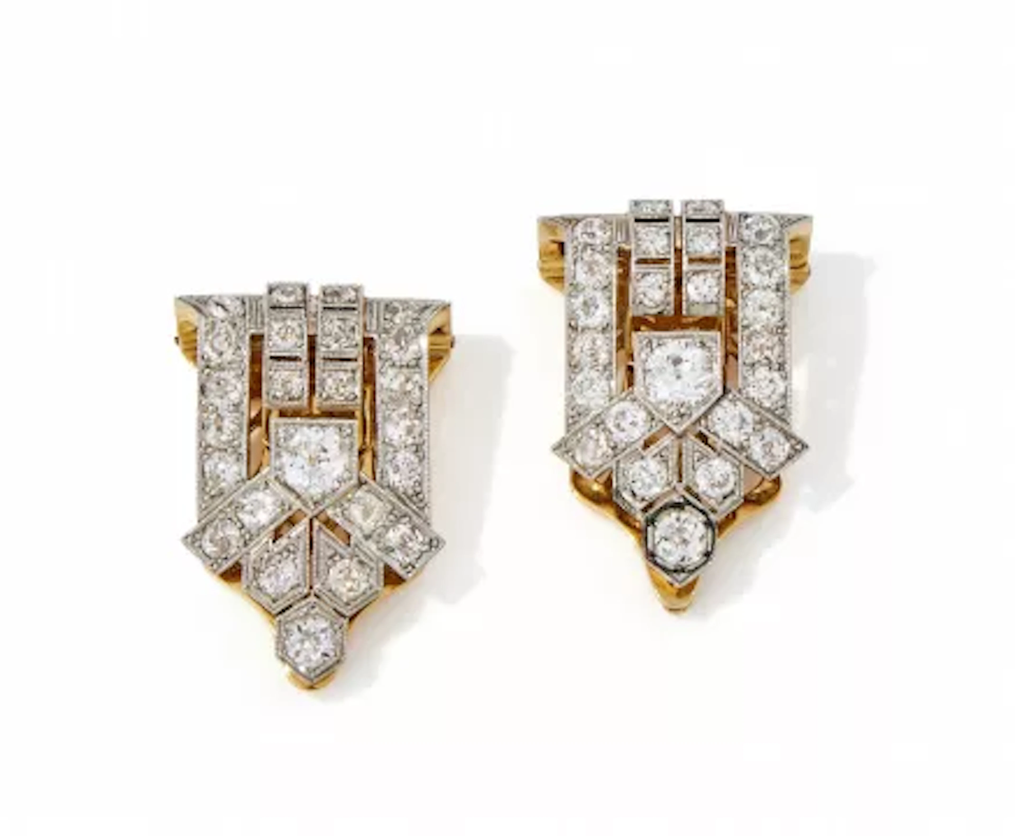 A PAIR OF MID 20TH CENTURY DIAMOND CLIP BROOCHES