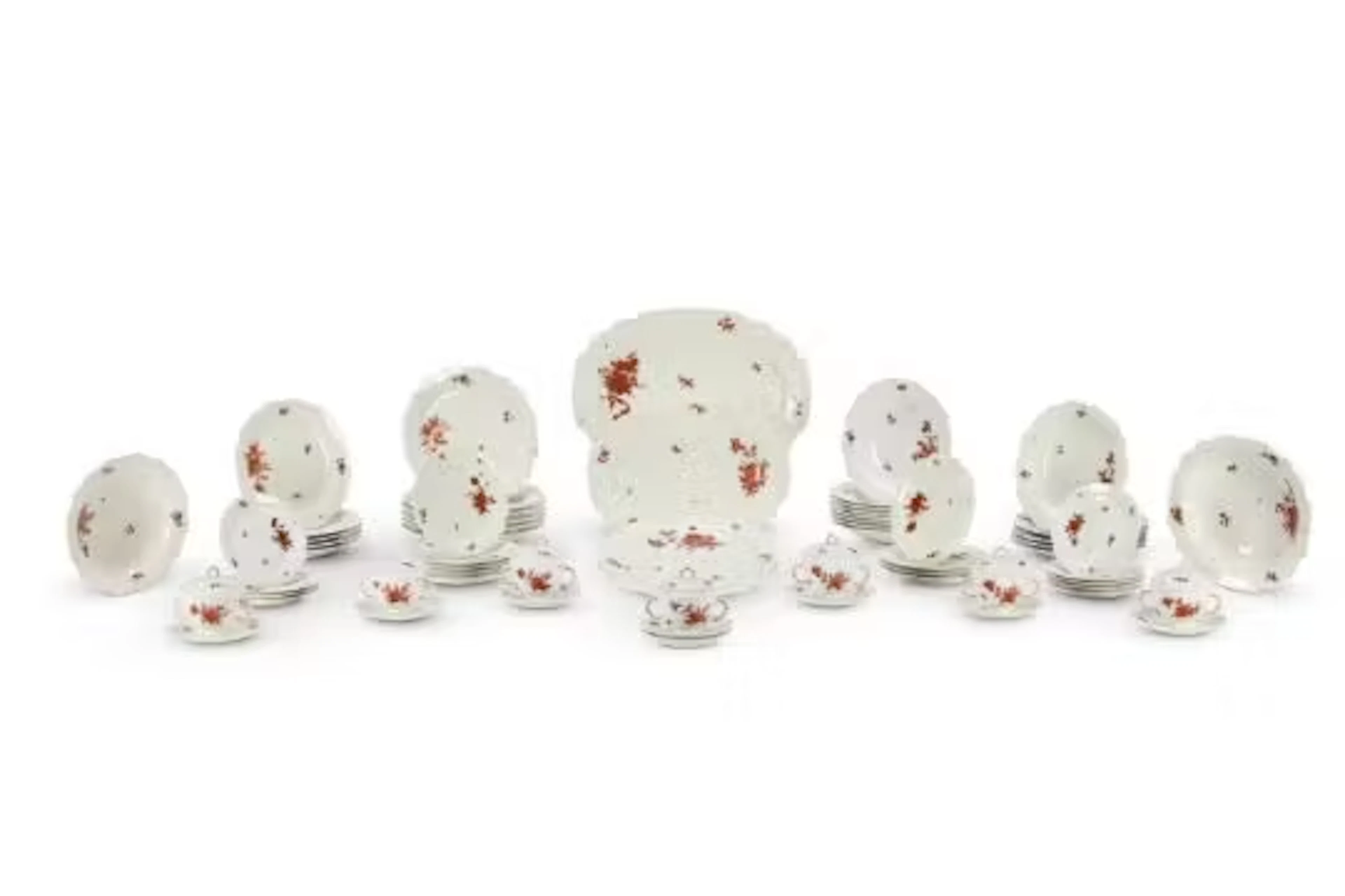 A PORCELAIN PART DINNER SERVICE