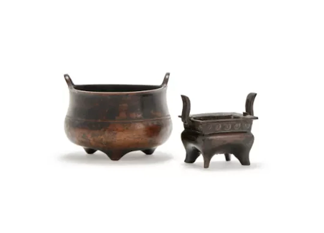 Two Chinese bronze censers, Qing Dynasty
