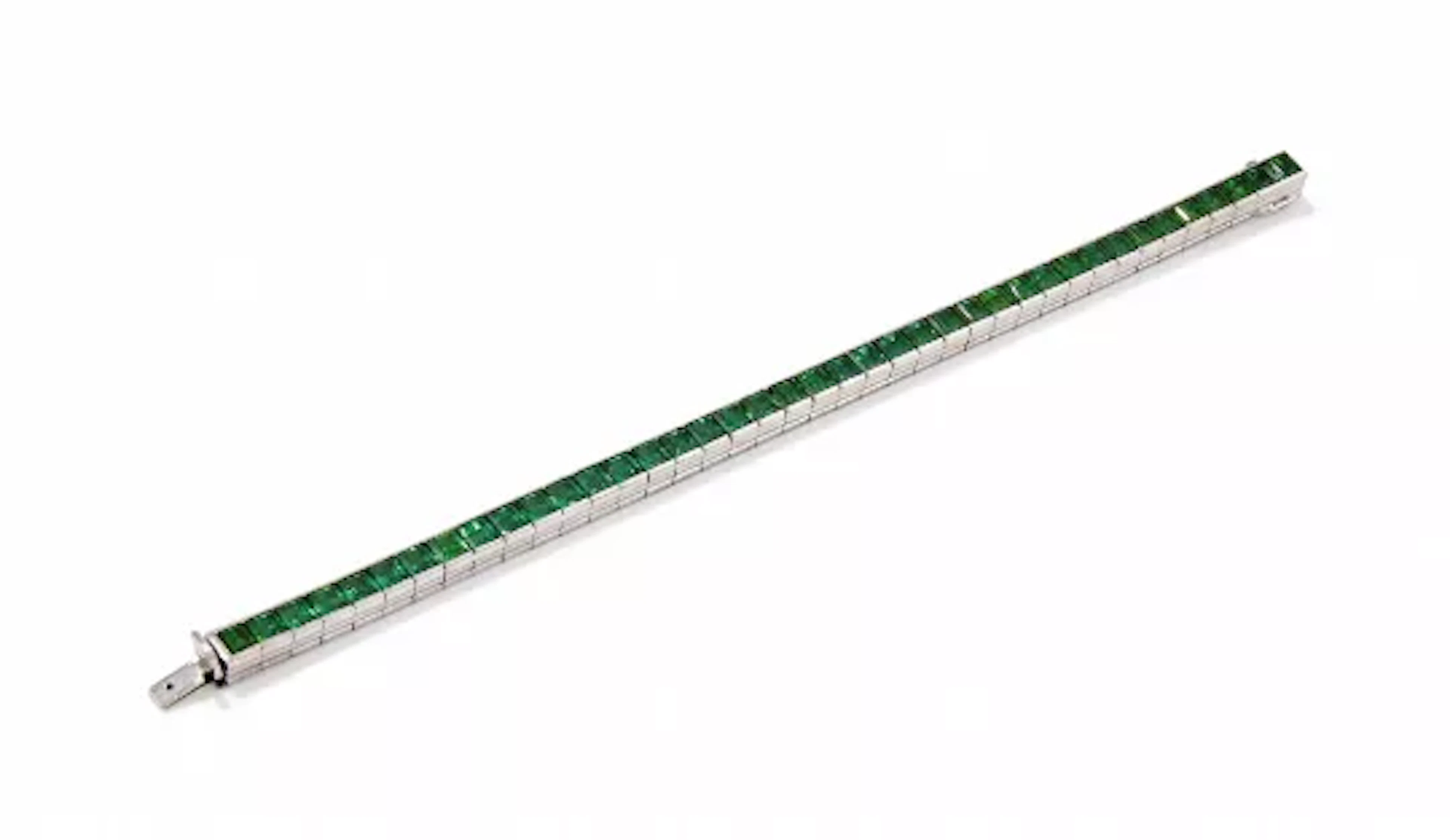 LOTOS, A GREEN TOURMALINE BRACELET