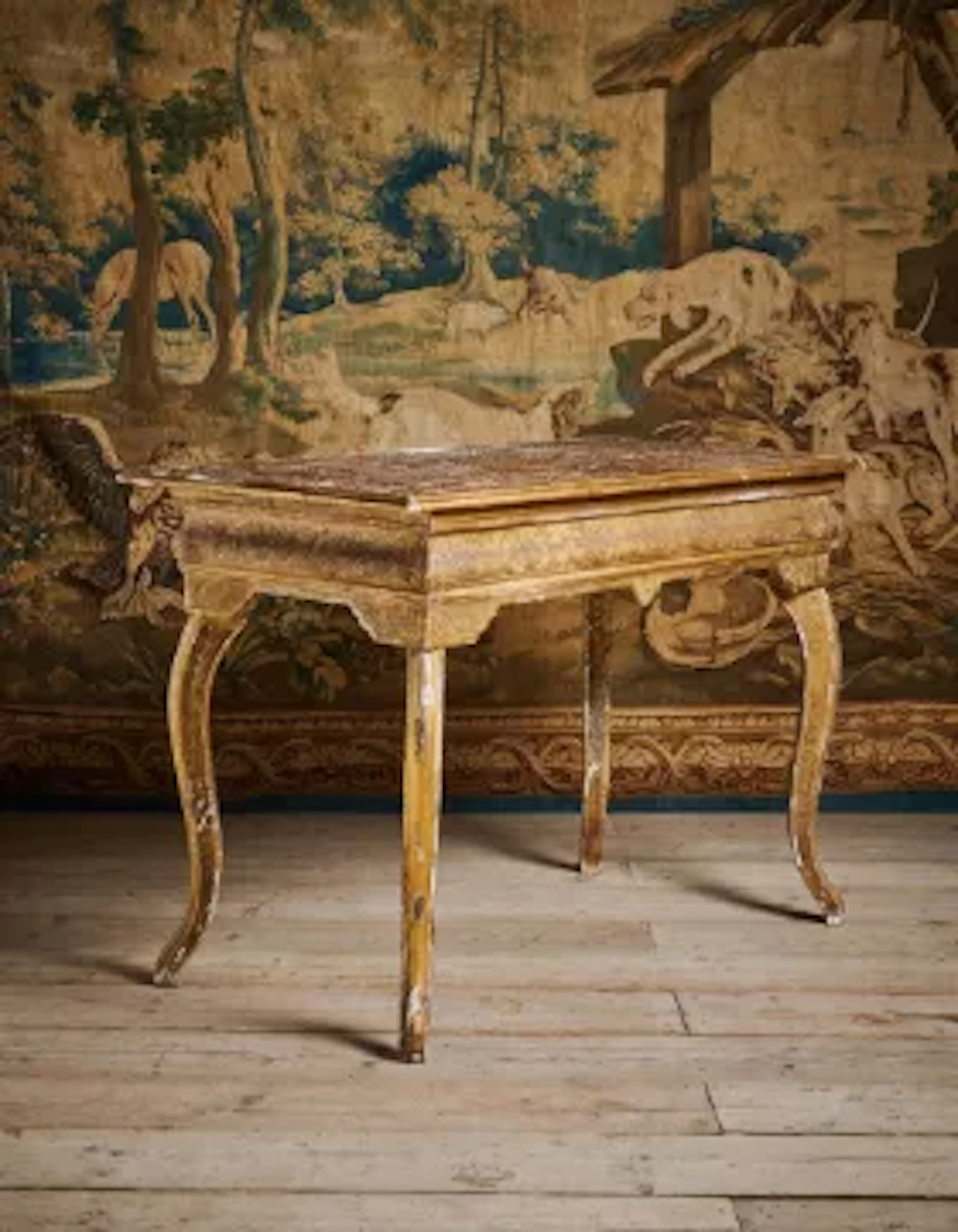 A GEORGE I GILT GESSO SIDE TABLE, IN THE MANNER OF JAMES MOORE, CIRCA 1720