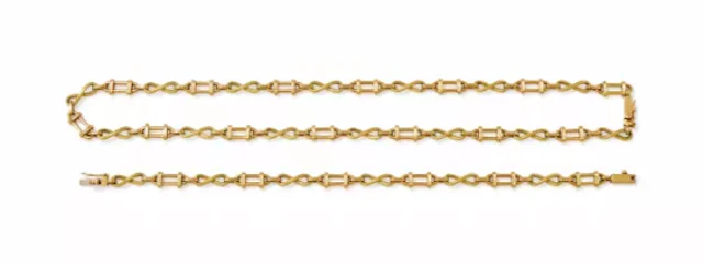 BOODLE & DUNTHORNE, AN 18 CARAT GOLD FANCY LINK NECKLACE AND BRACELET