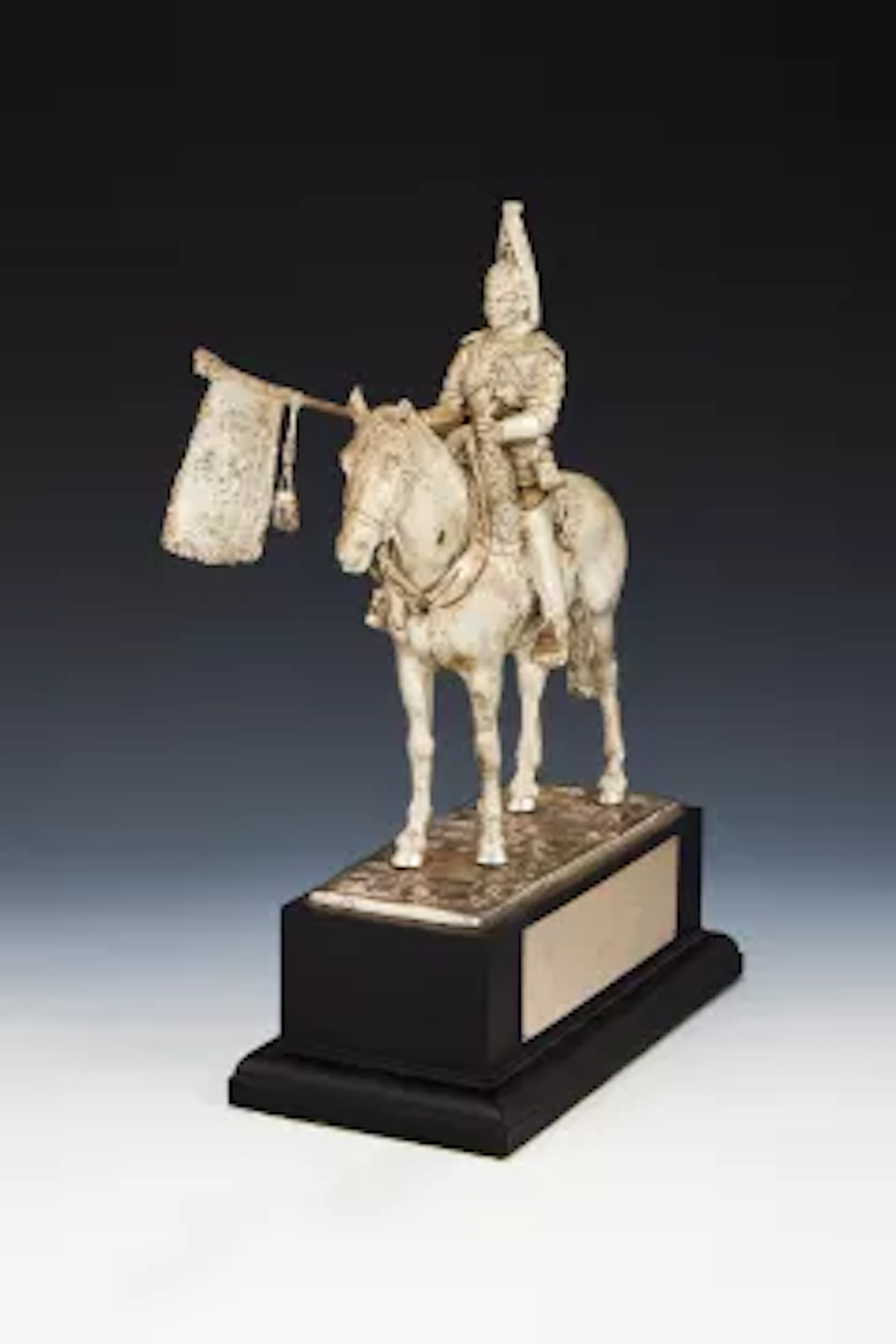 A SILVER FIGURE OF A LIFE GUARD REGIMENTAL CORPORAL MAJOR, MAPPIN