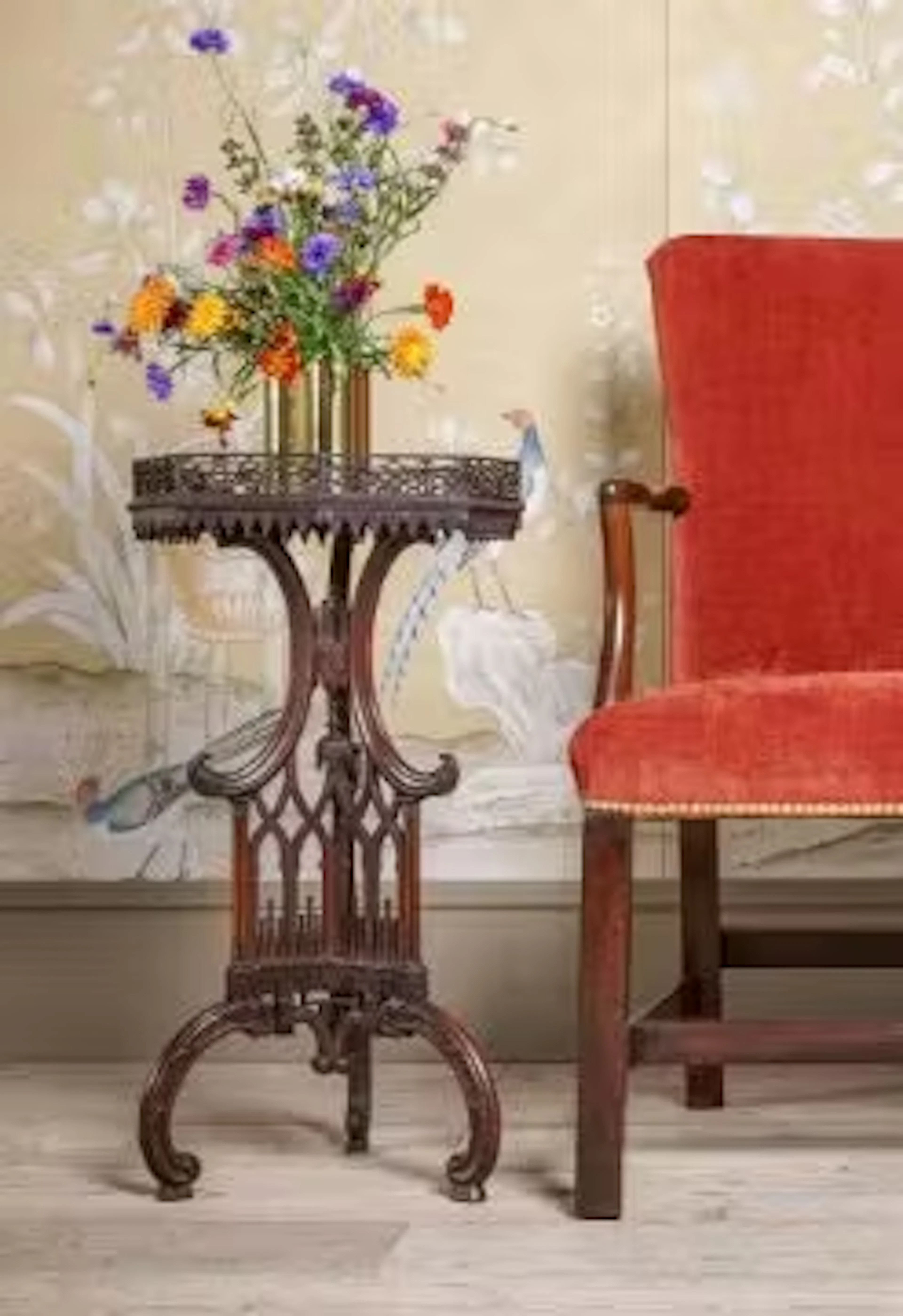 A CARVED AND PIERCED MAHOGANY CANDLE STAND OR OCCASIONAL TABLE