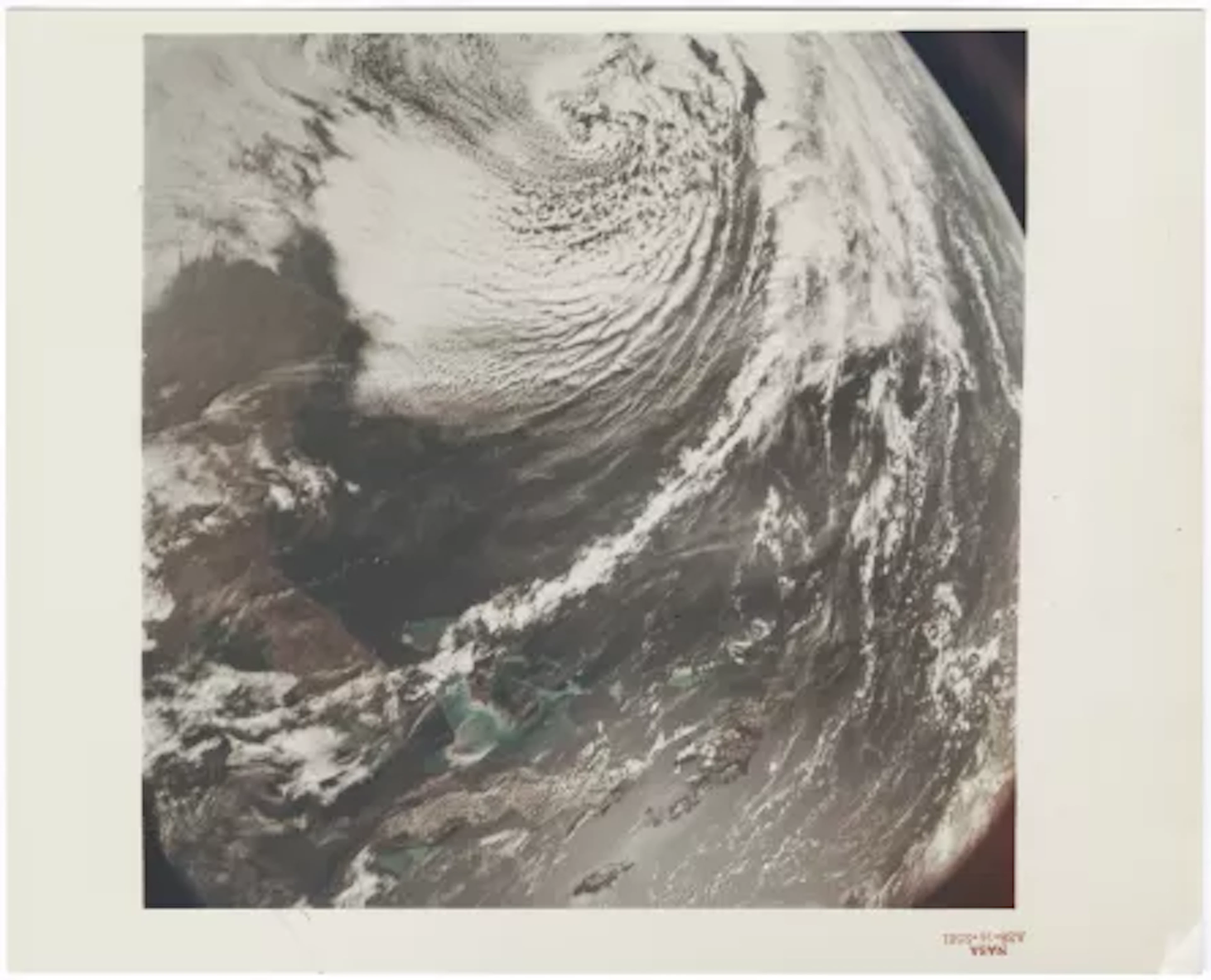 [Apollo 8] THE FIRST PHOTOGRAPH OF EARTH TAKEN BY HUMANS FROM BEYOND