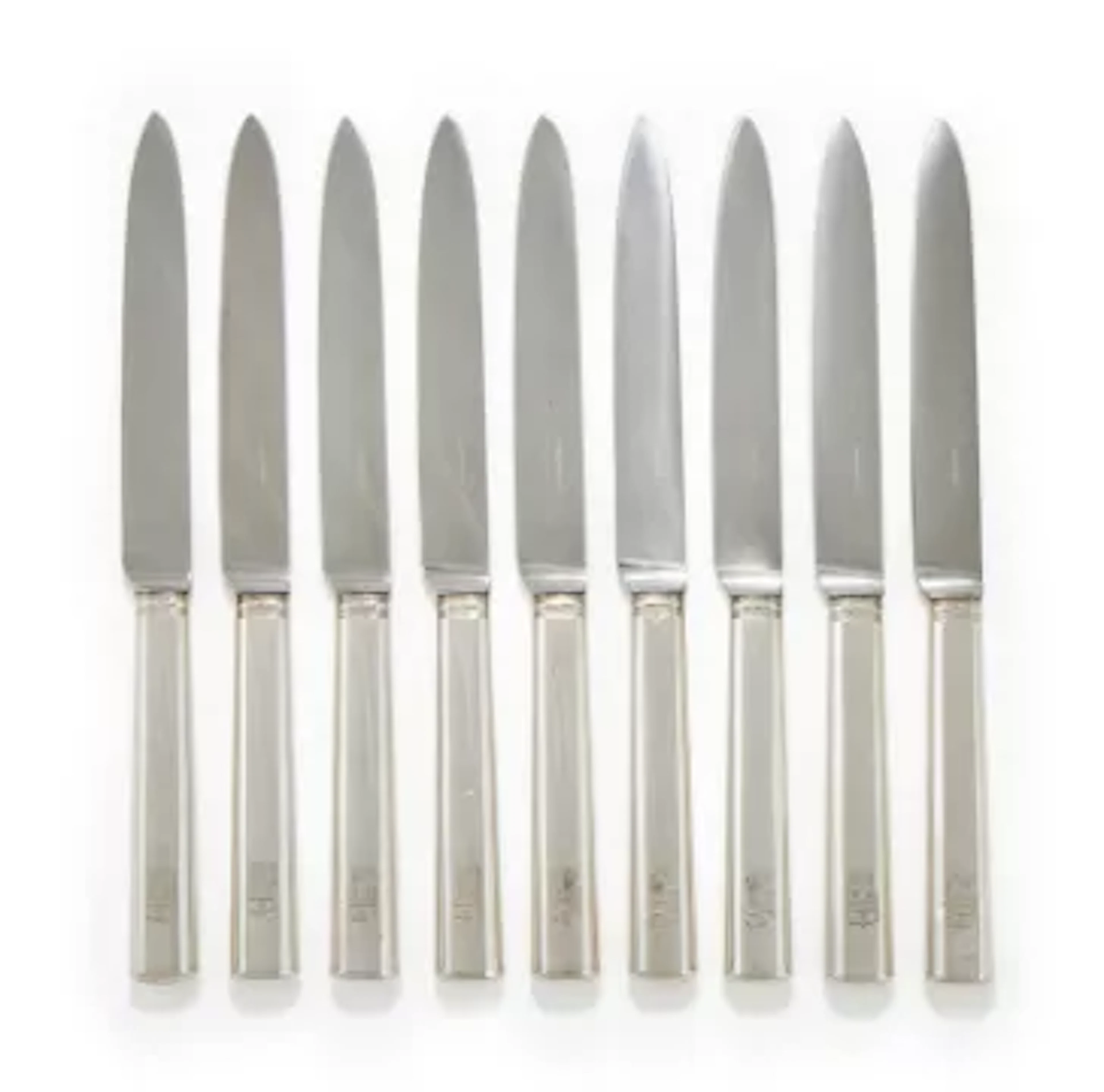 A SET OF NINE FRENCH SILVER HANDLED TABLE KNIVES, ÉMILE PUIFORCAT