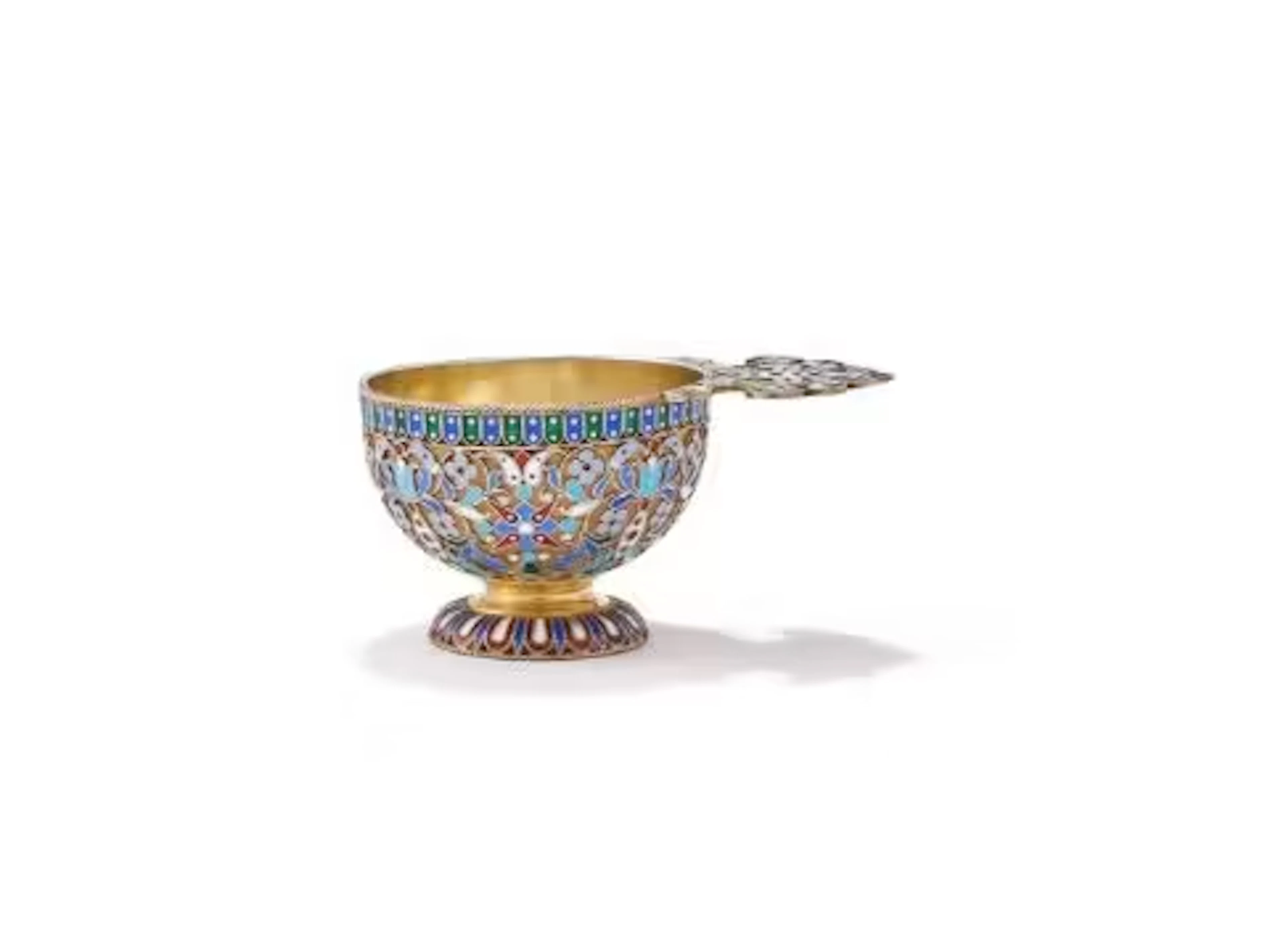 A RUSSIAN PARCEL GILT AND CLOISONNÉ ENAMEL CHARKA