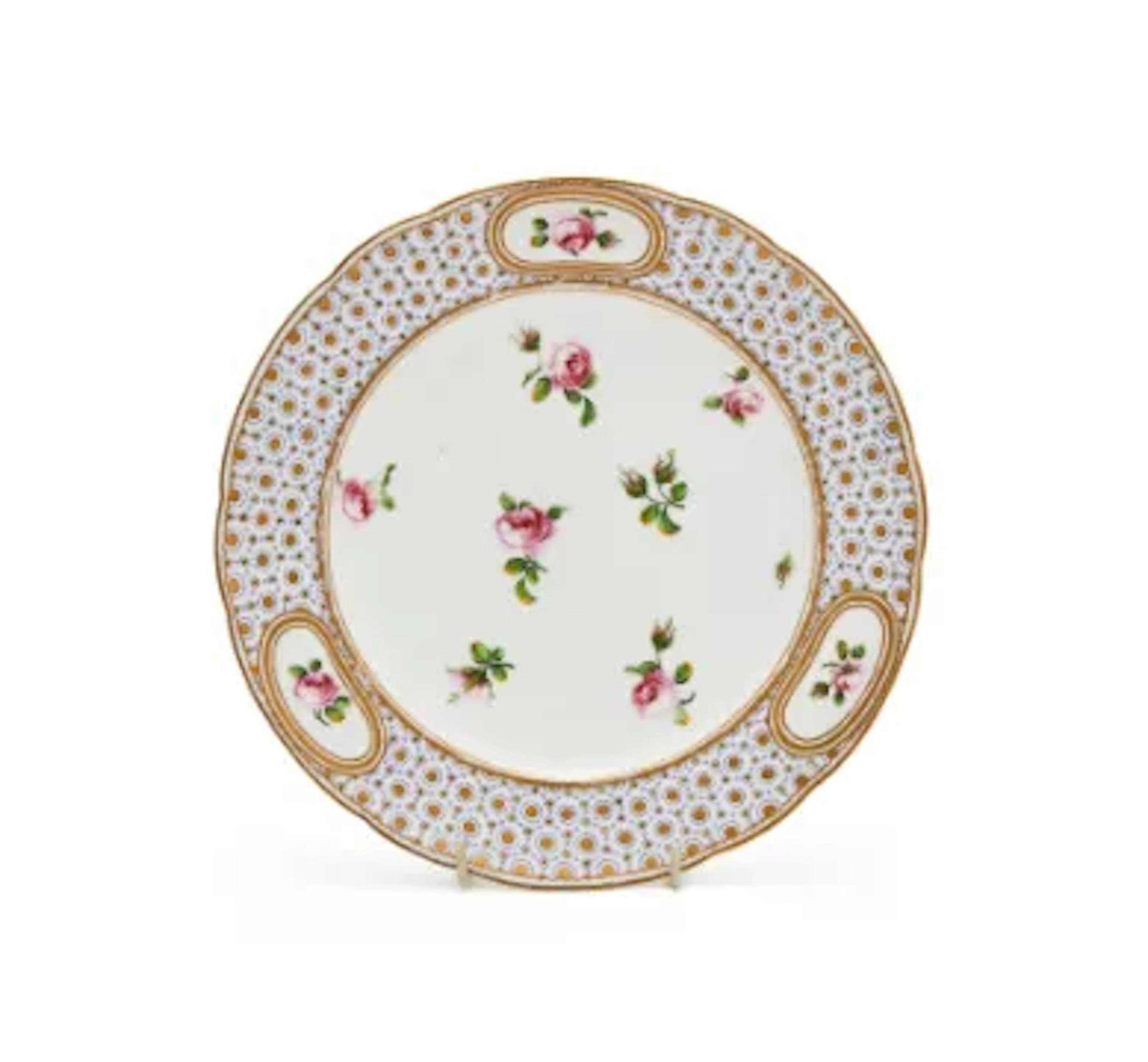 A SÈVRES PORCELAIN PLATE, CIRCA 1775