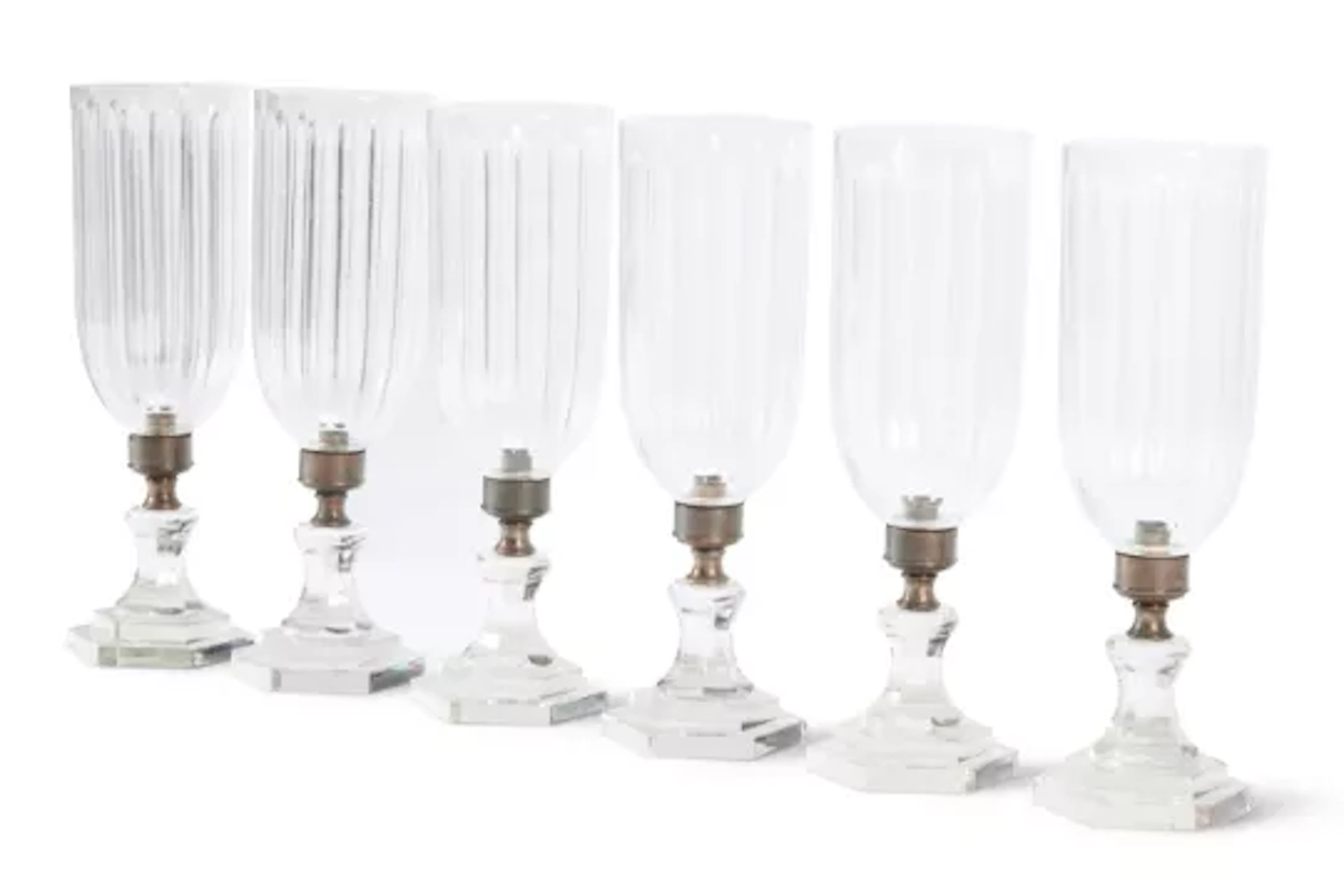 A SET OF SIX CLEAR GLASS HURRICANE LANTERN LIGHTS, MODERN
