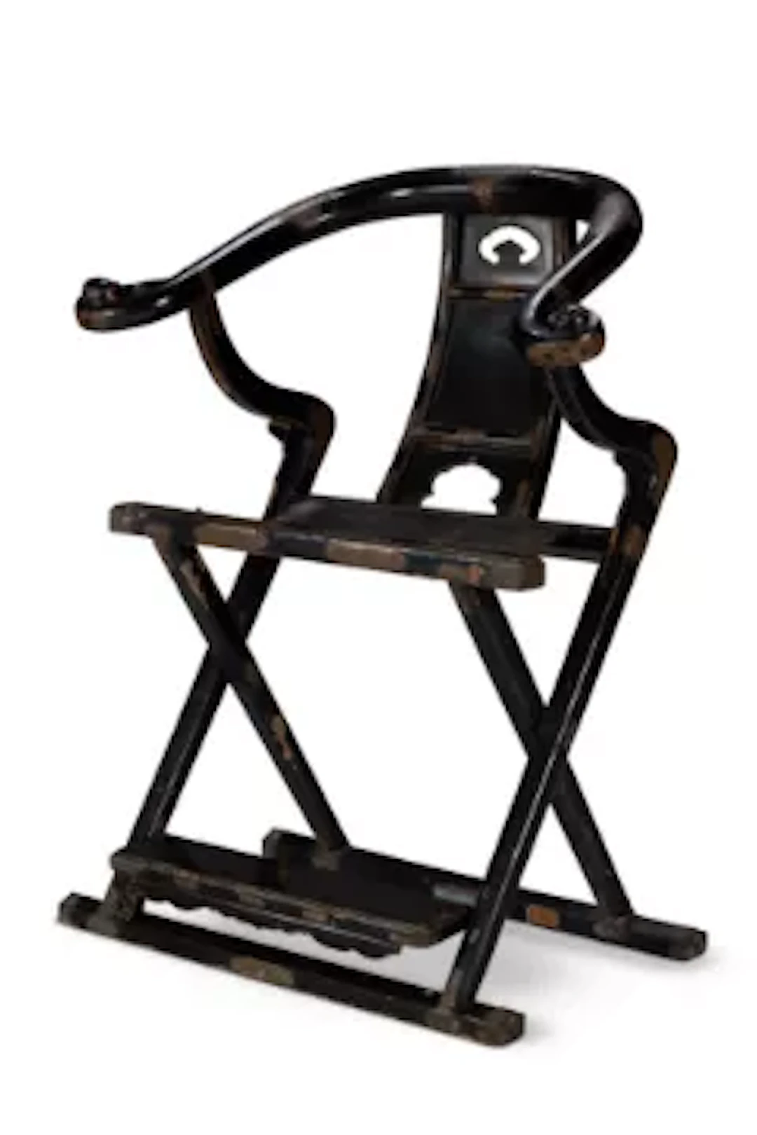 A COPPER MOUNTED BLACK LACQUER FOLDING HORSESHOE BACK ARMCHAIR, CHINESE