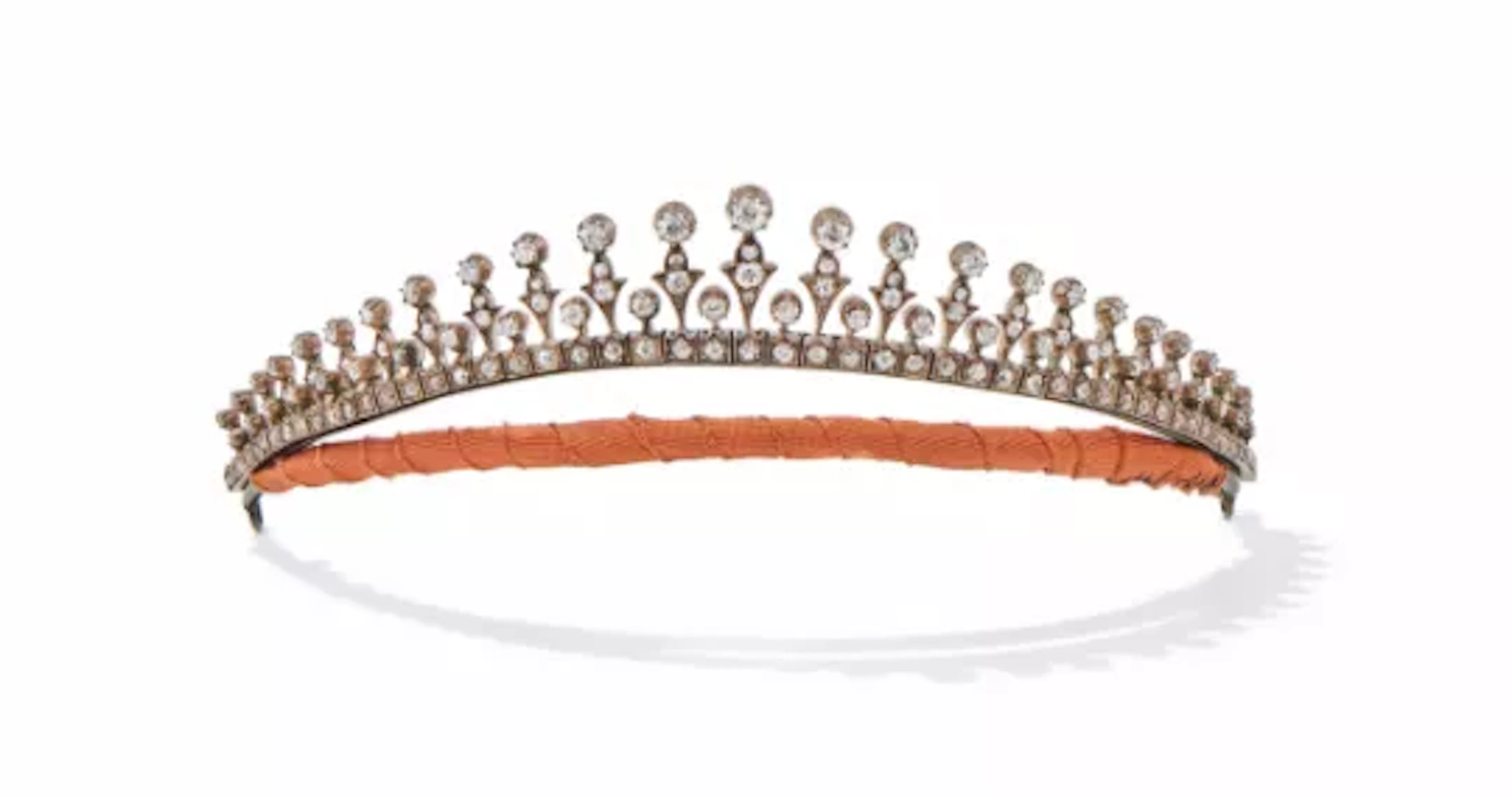 A LATE VICTORIAN DIAMOND NECKLACE / TIARA, CIRCA 1900