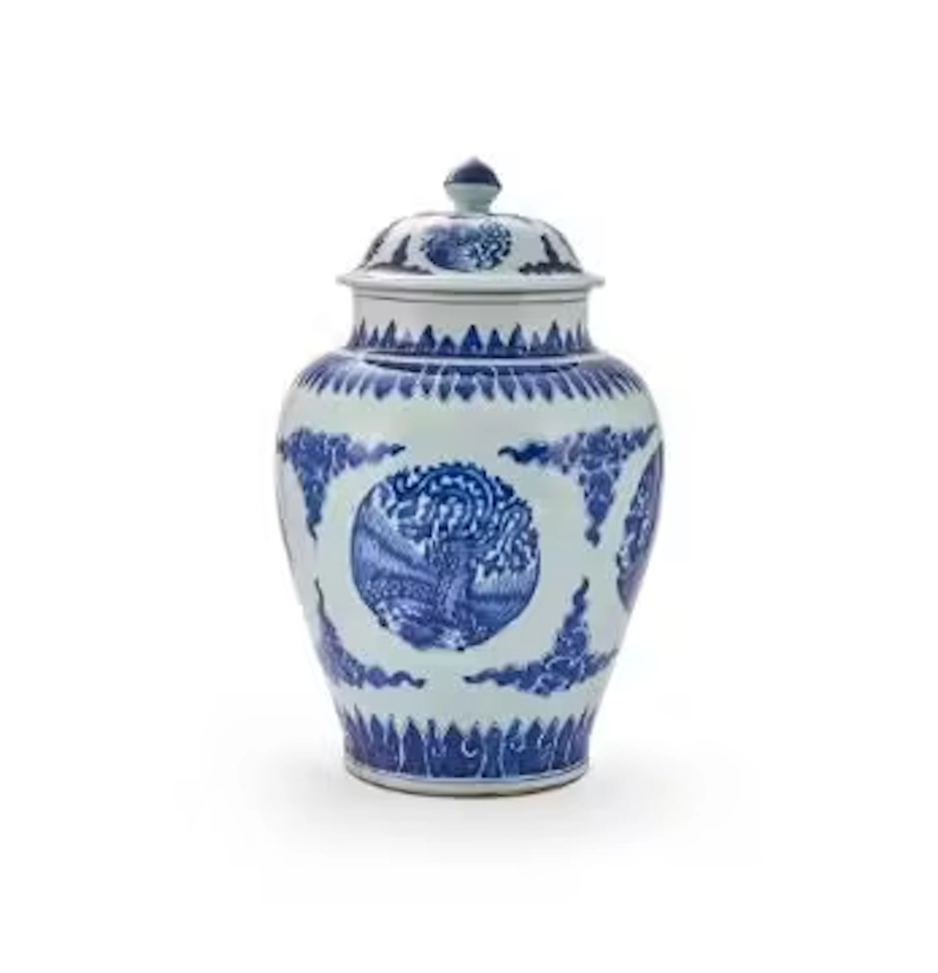 A large Chinese blue and white jar and cover
