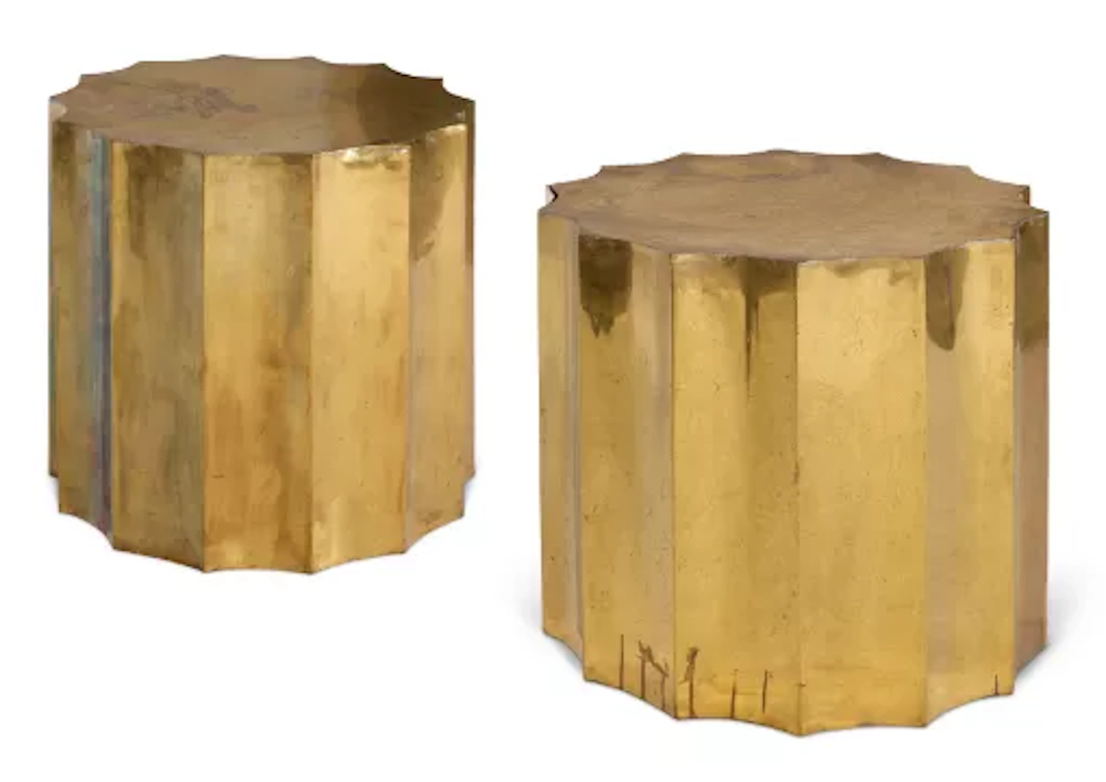 A PAIR OF BRASS SCALLOP-SHAPED OCCASIONAL TABLES, SECOND HALF OF 2OTH CENTURY