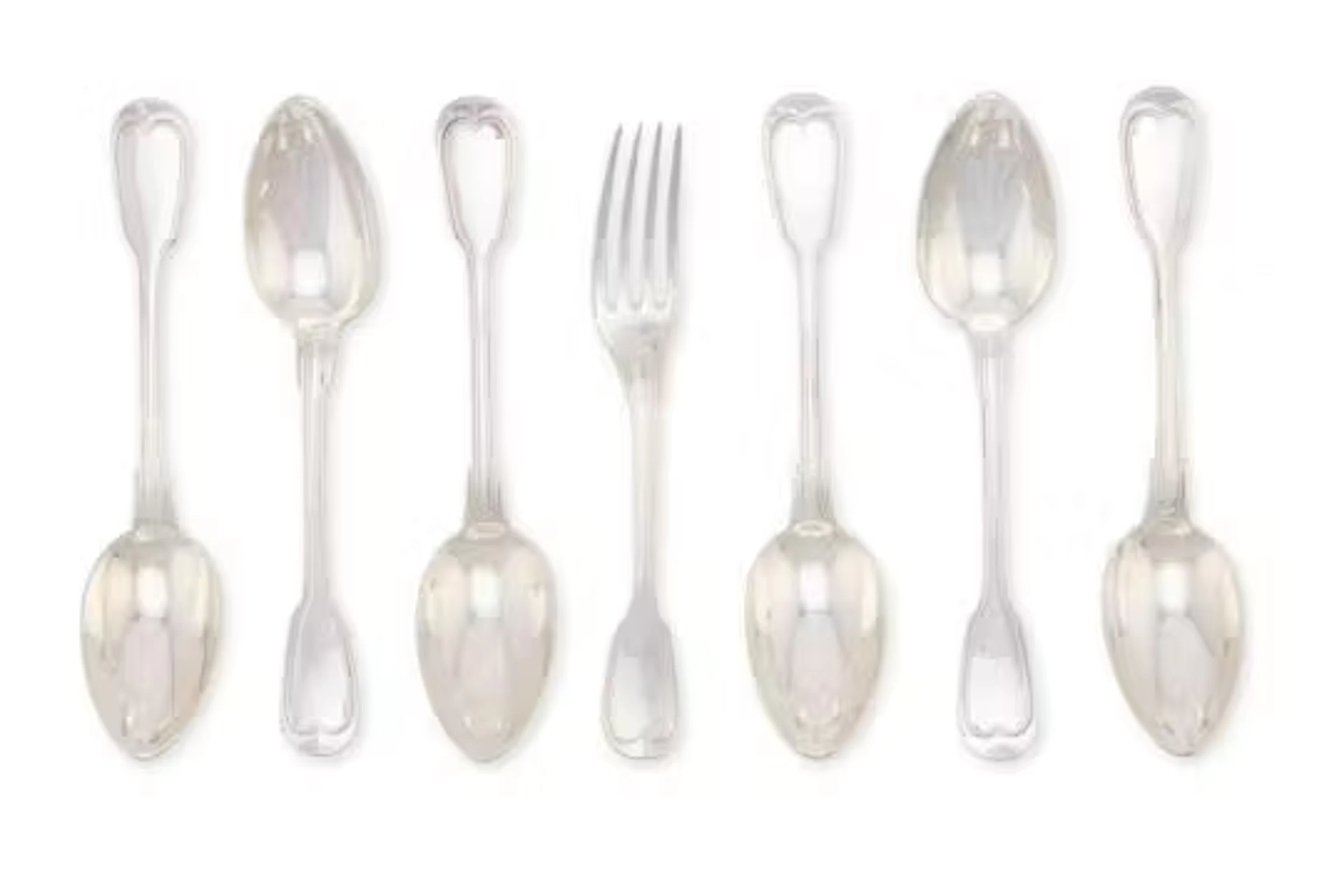 A SET OF SIX CONTINENTAL SILVER FIDDLE AND THREAD PATTERN TABLE SPOONS