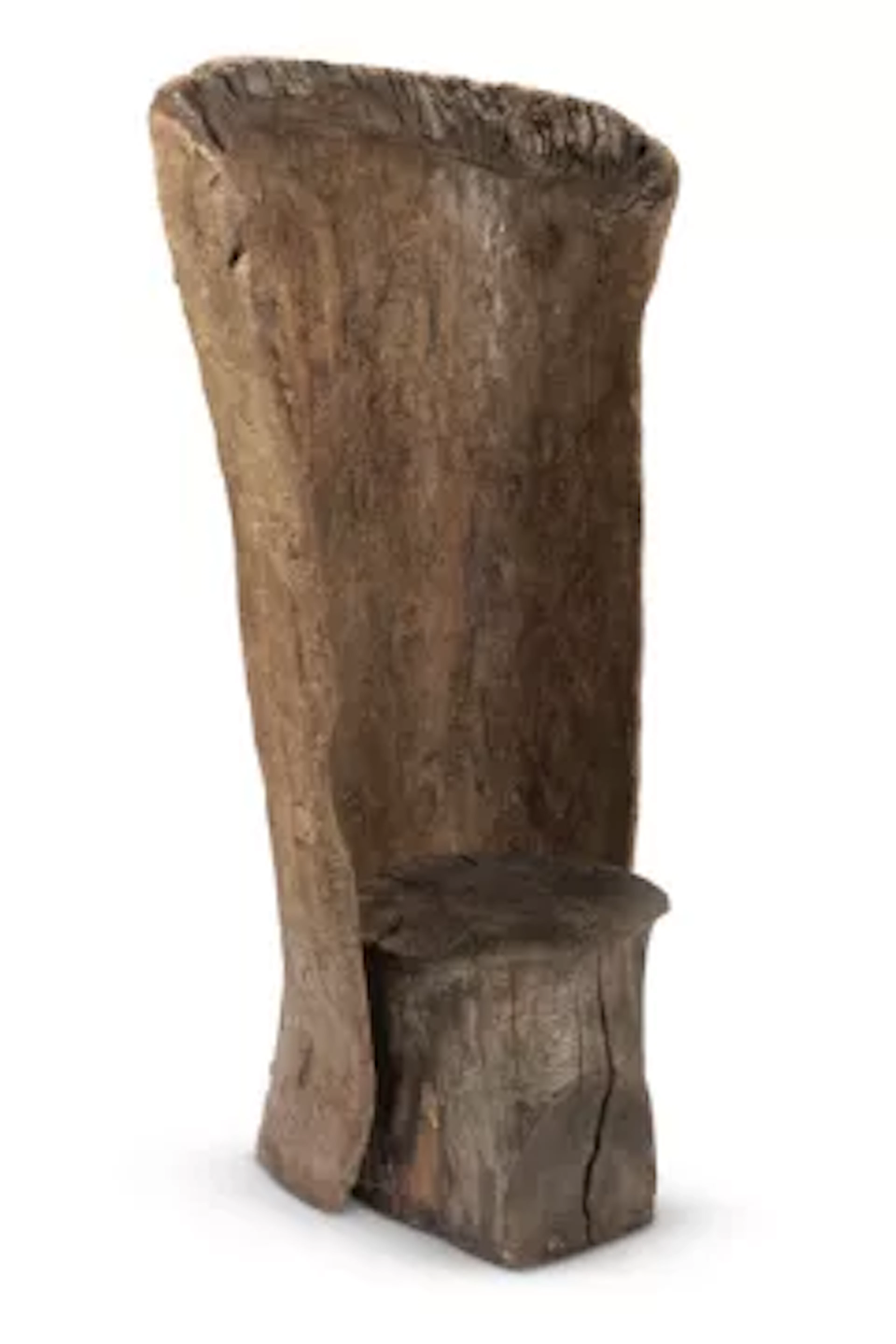 A RUSTIC HIGH BACK SEAT CARVED FROM A TREE TRUNK, PROBABLY 19TH CENTURY