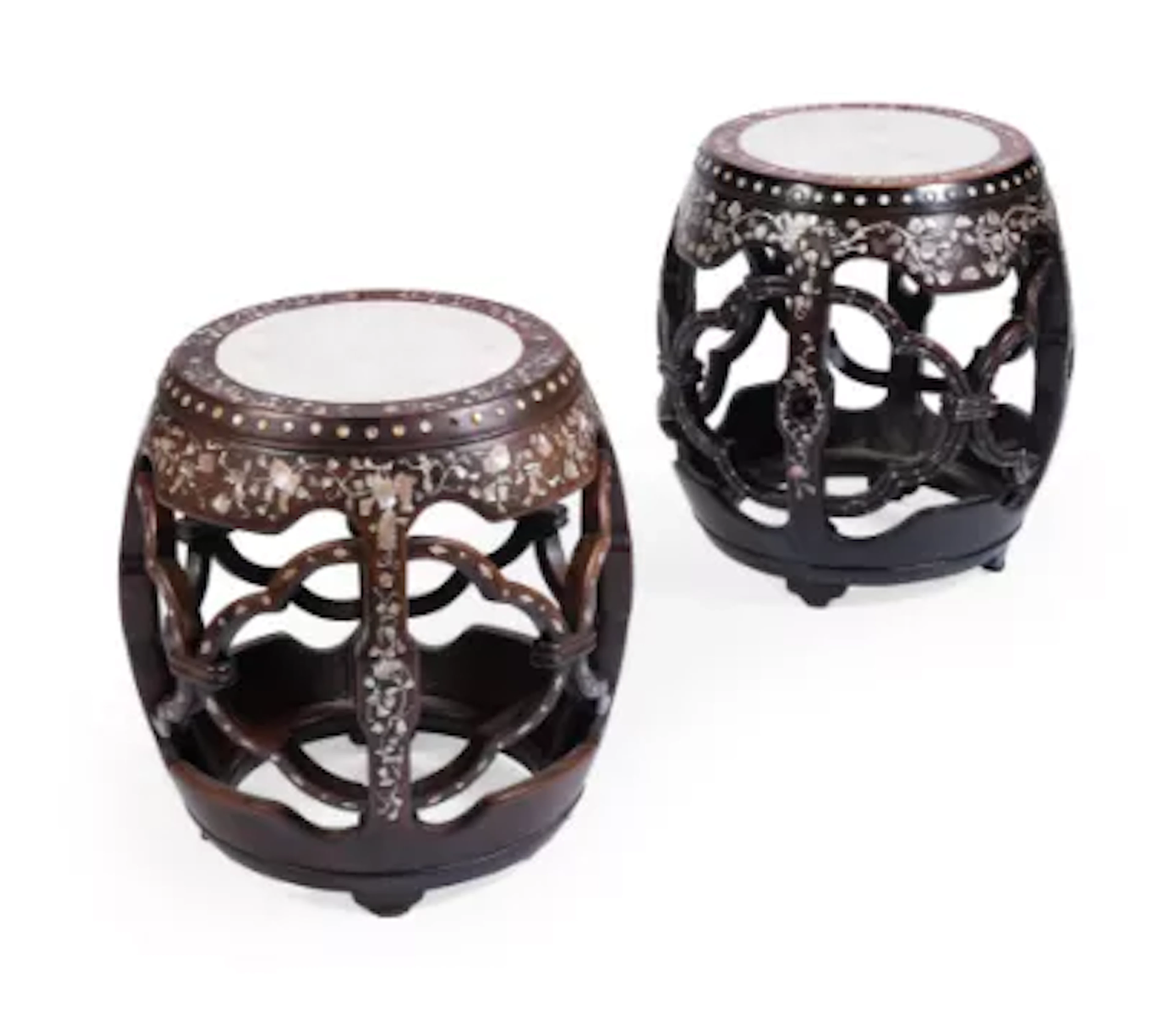 Y A NEAR PAIR OF CHINESE ROSEWOOD AND MOTHER OF PEARL GARDEN SEATS