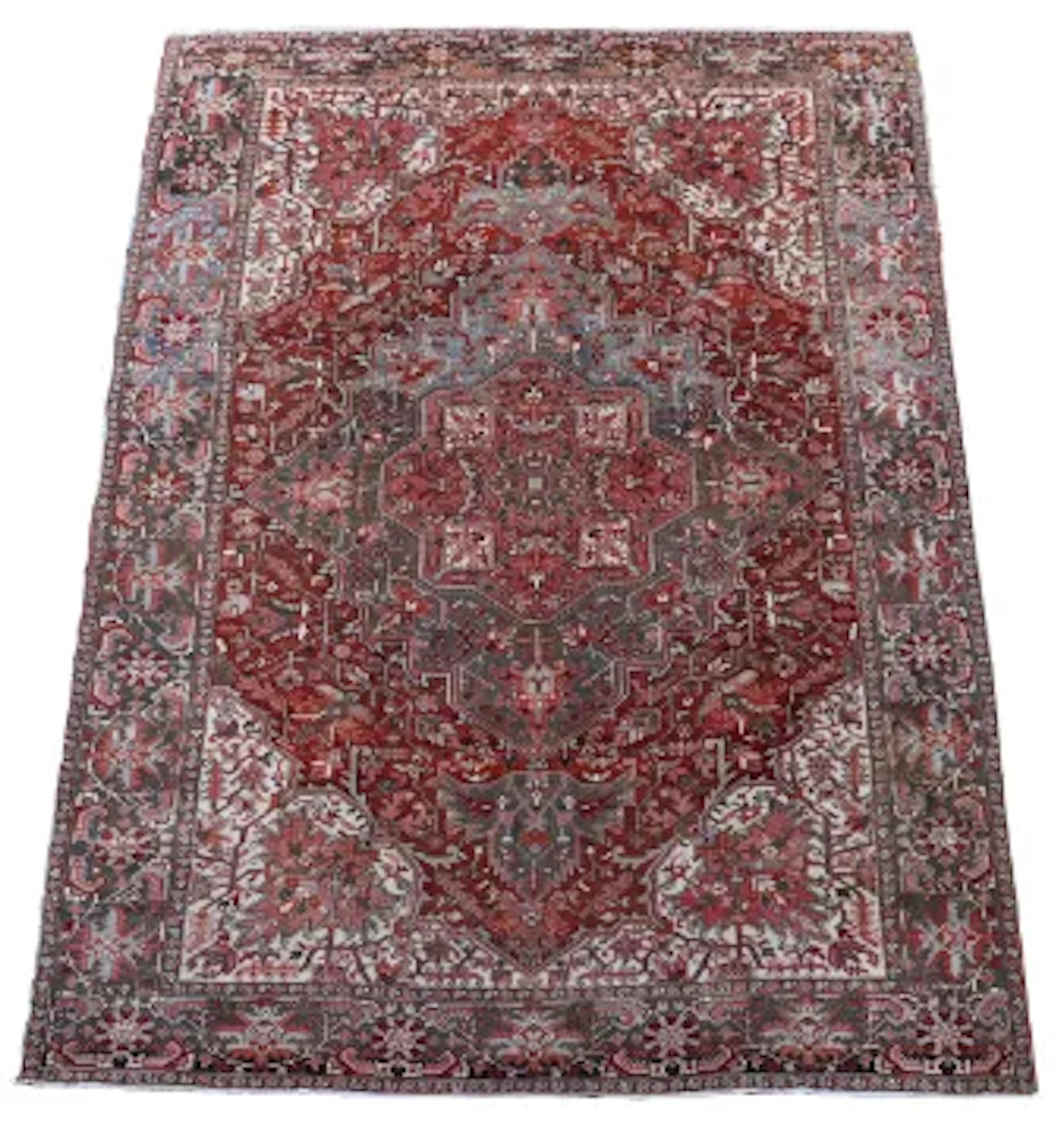 A HERIZ CARPET, CIRCA 1920