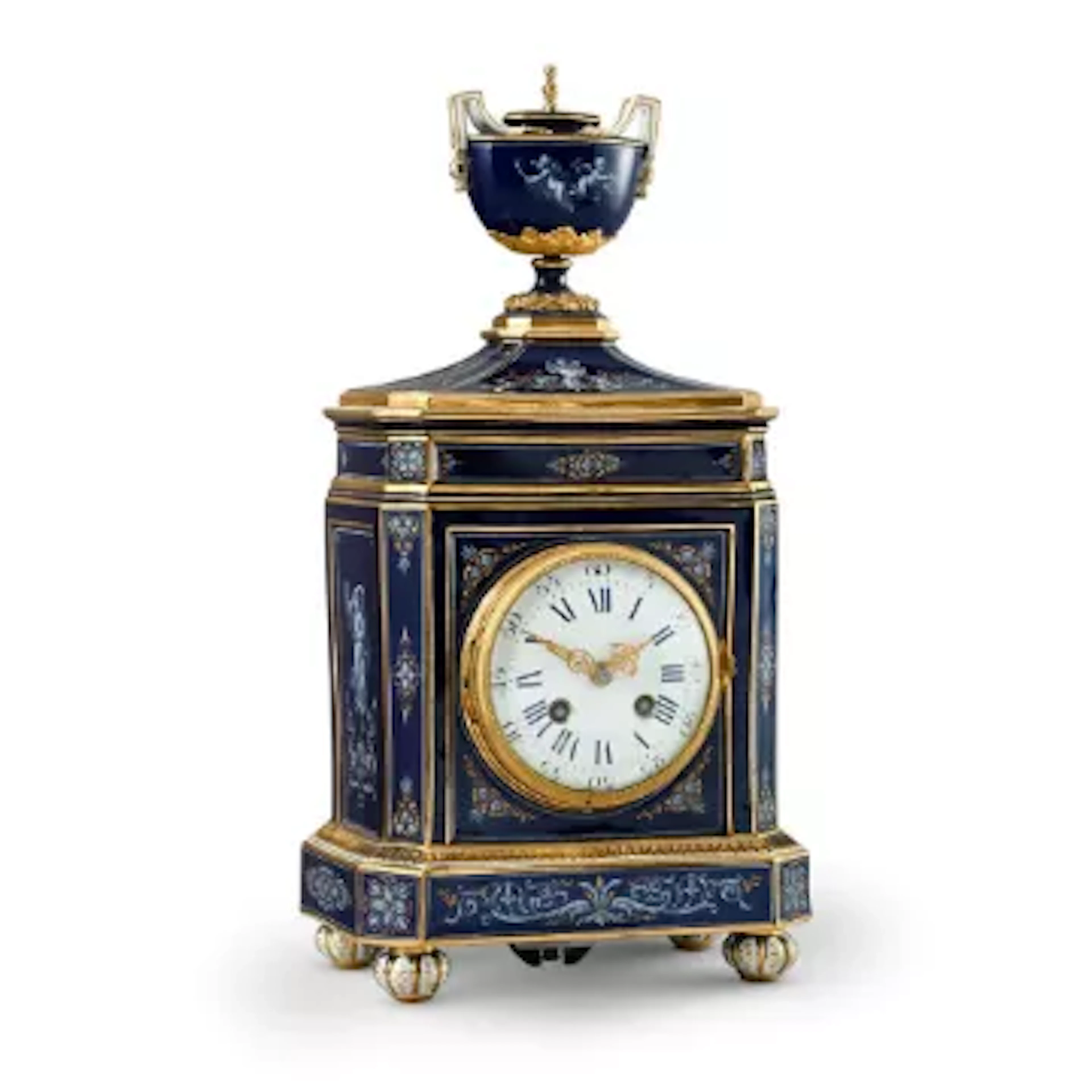 A RARE MEISSEN PORCELAIN-CASED MANTEL CLOCK DECORATED IN THE LIMOGES
