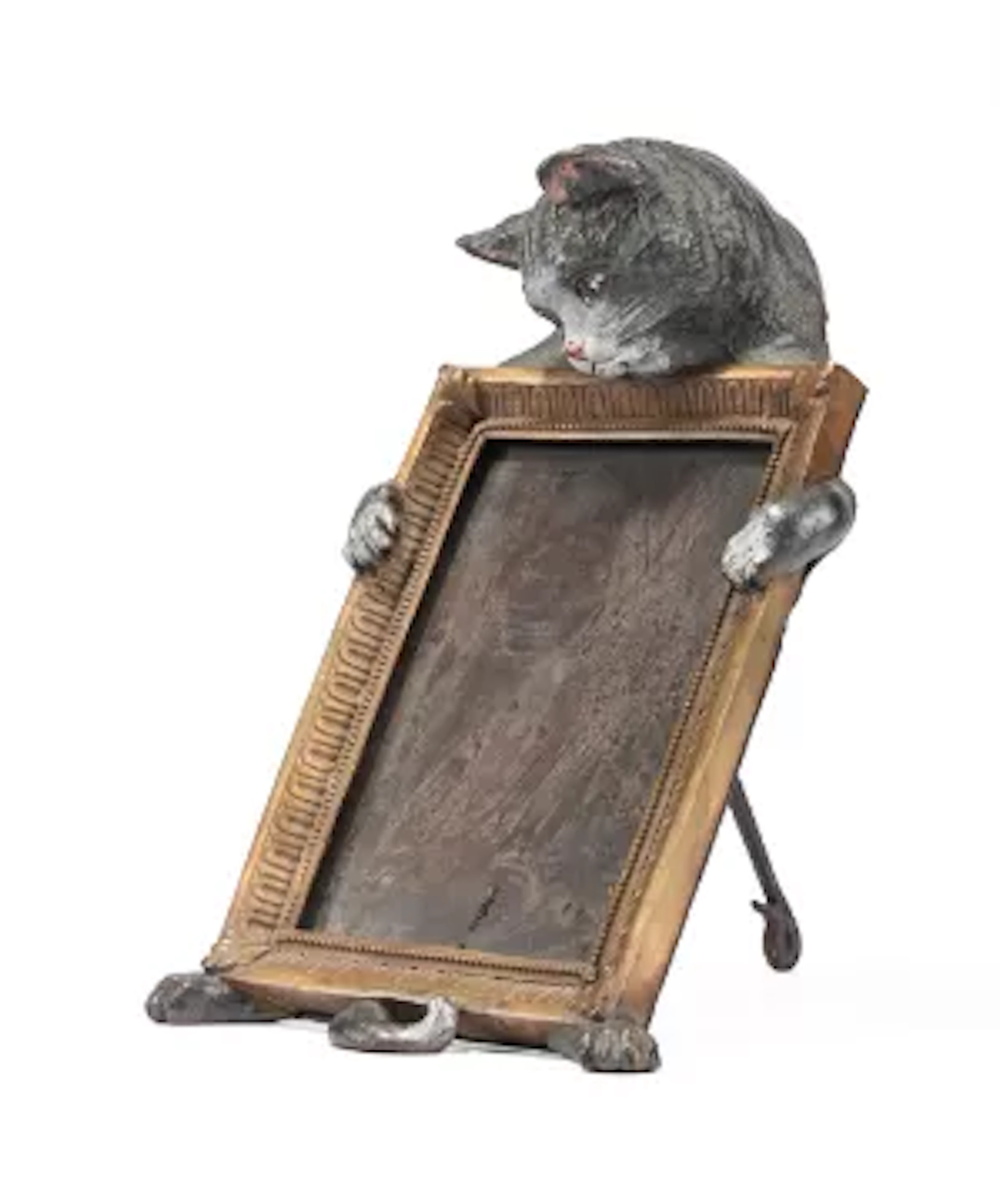 A COLD PAINTED BRONZE CAT EASEL PHOTOGRAPH FRAME, SECOND HALF 20TH CENTURY