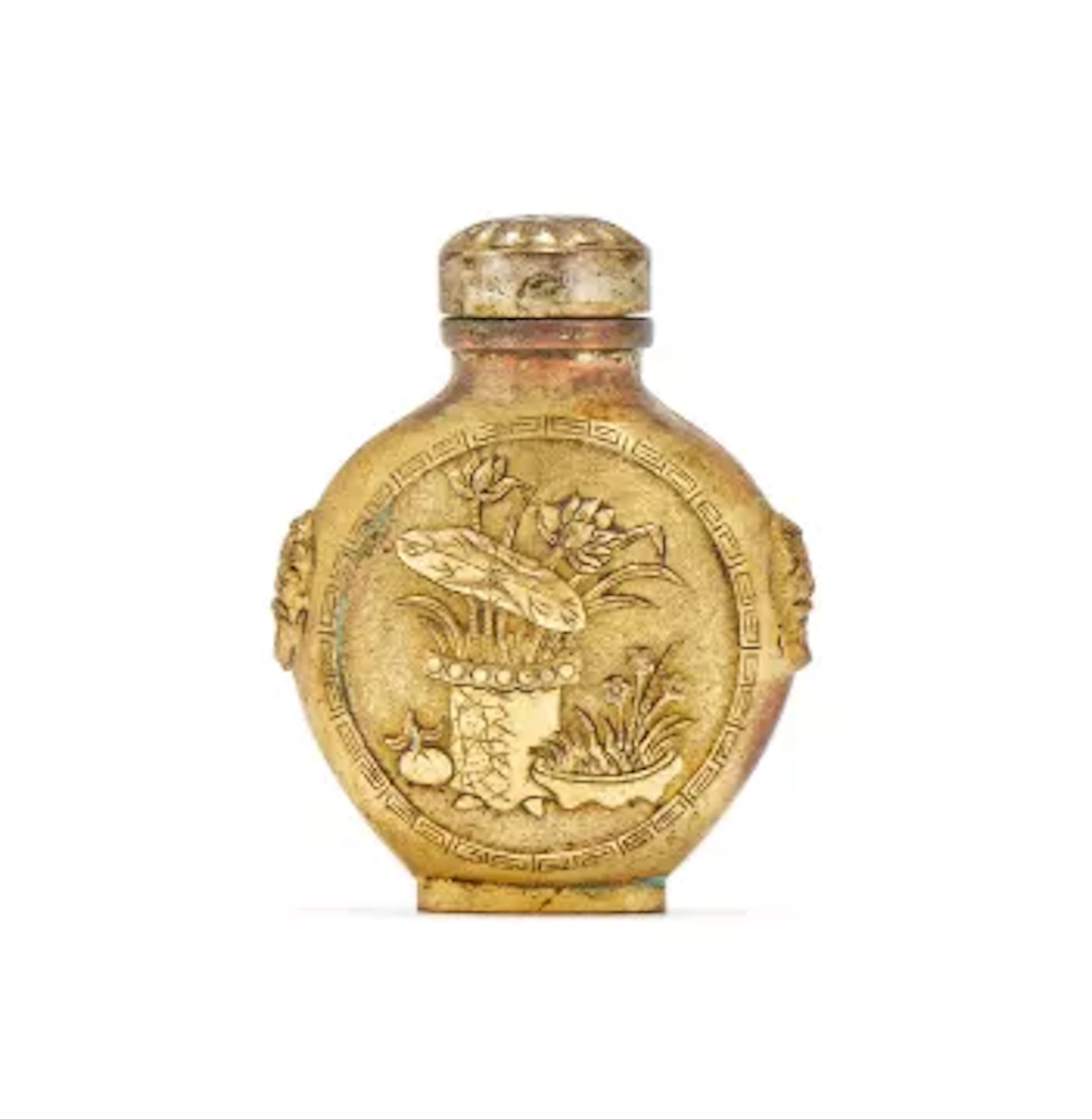 A Chinese gilt bronze snuff bottle, 19th century