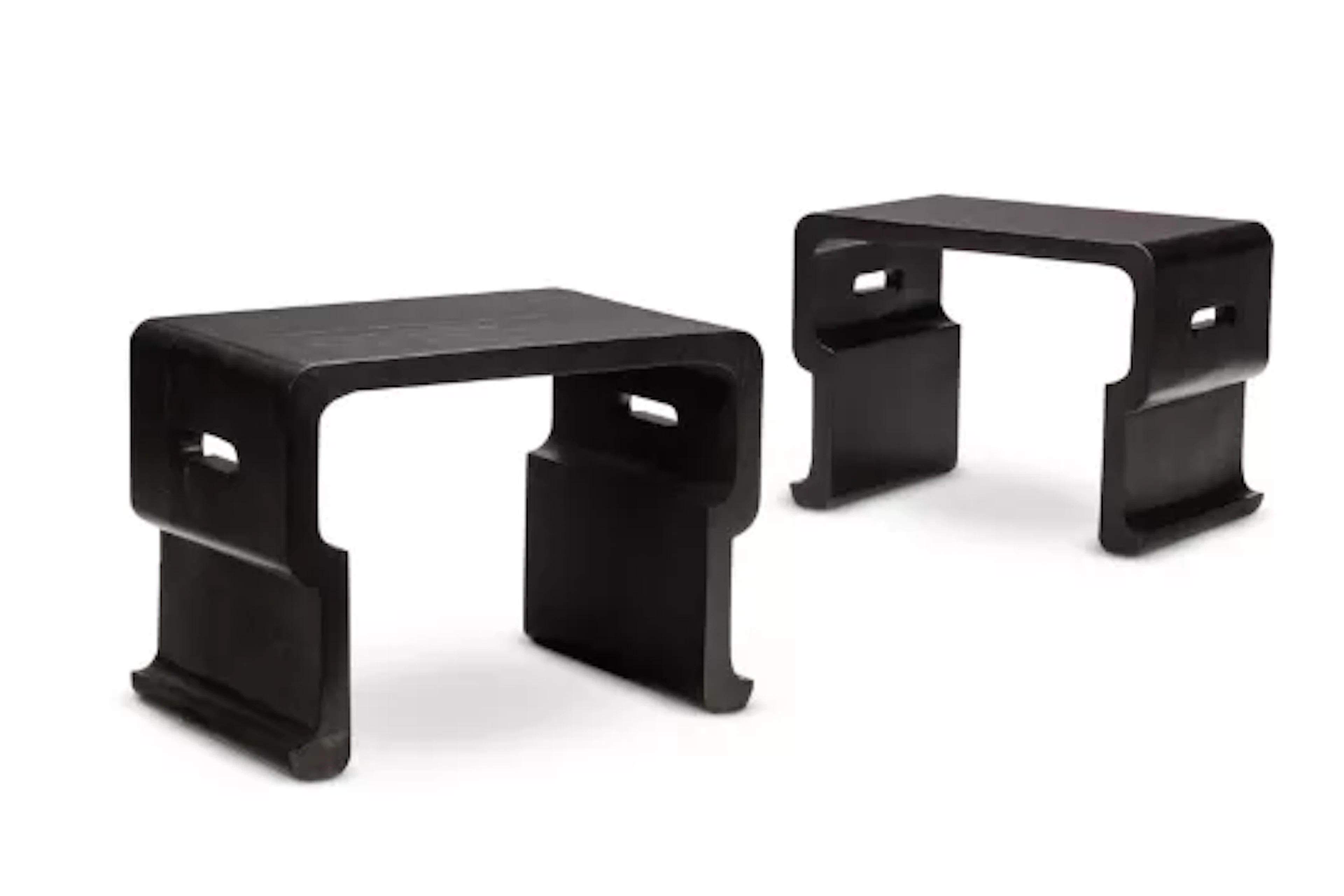 Y A PAIR OF SOLID EBONY STOOLS, INDIAN IN THE CHINESE MANNER, MODERN